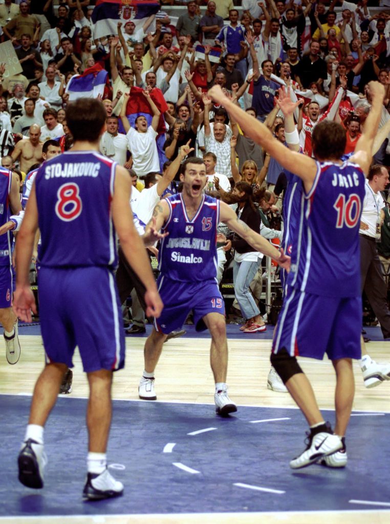 KOSARKA
YUGOSLAVIA-ARGENTINA
GUROVIC MILAN, PREDRAG STOJAKOVIC &amp; MARKO JARIC
INDIANAPOLIS, 08.09.2002.
FOTO: SRDJAN STEVANOVIC