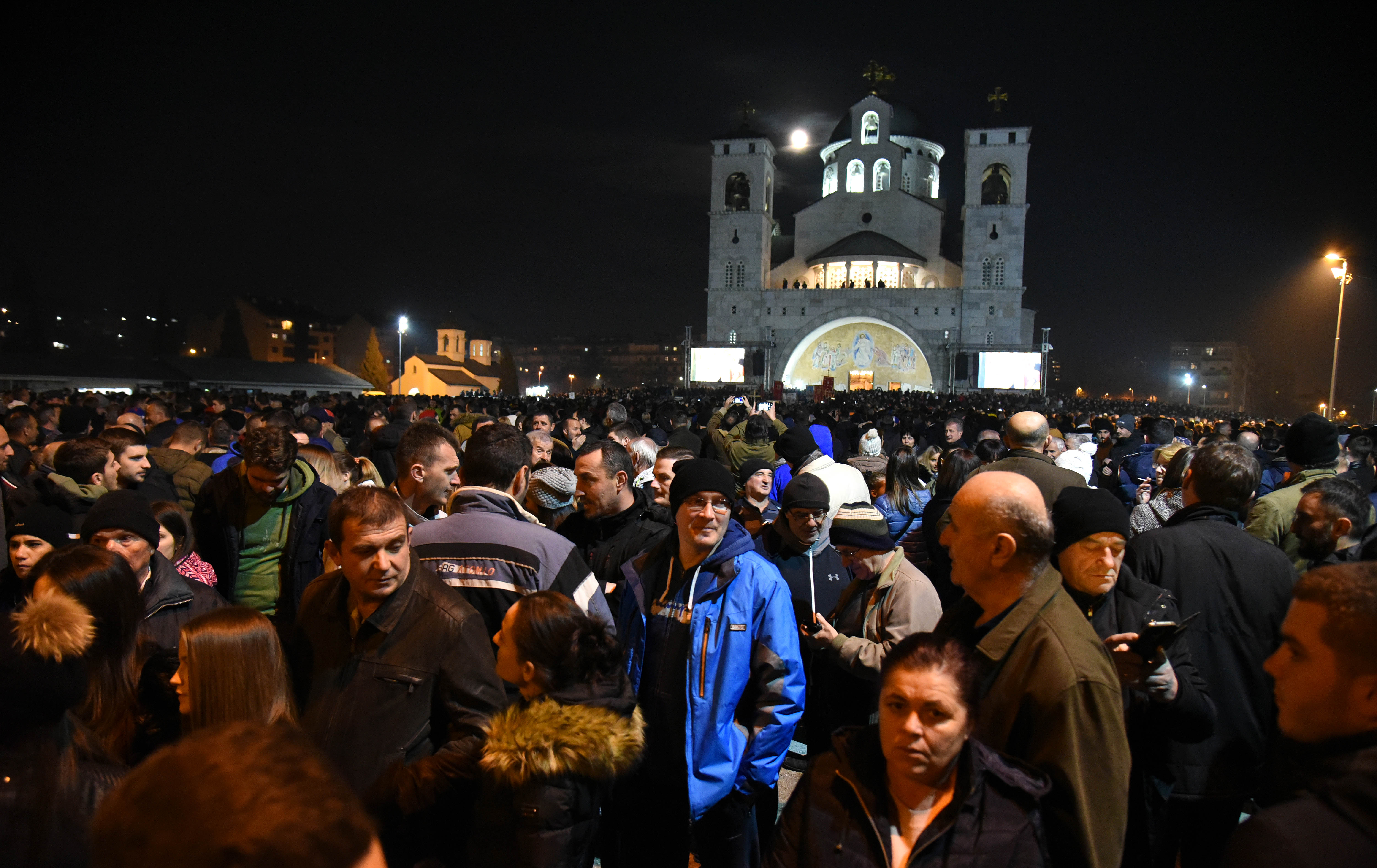 Protesti Crna Gora, crkva, zakon, sporni, crnogorski, svestenik, svestenici, popovi, setnja, Srpska pravoslavna crkva