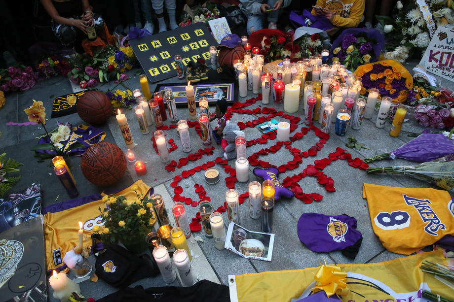 Former Los Angeles Laker Kobe Bryant dies in helicopter crash