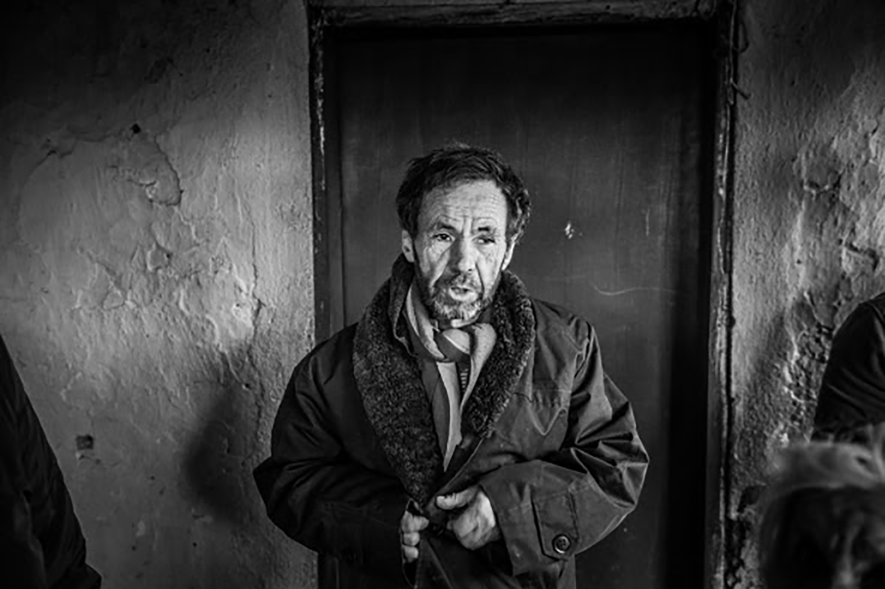 „Помози Бог, браћо Срби!” – одјекује из оронуле собе овог тихог дечака! srbi za srbe