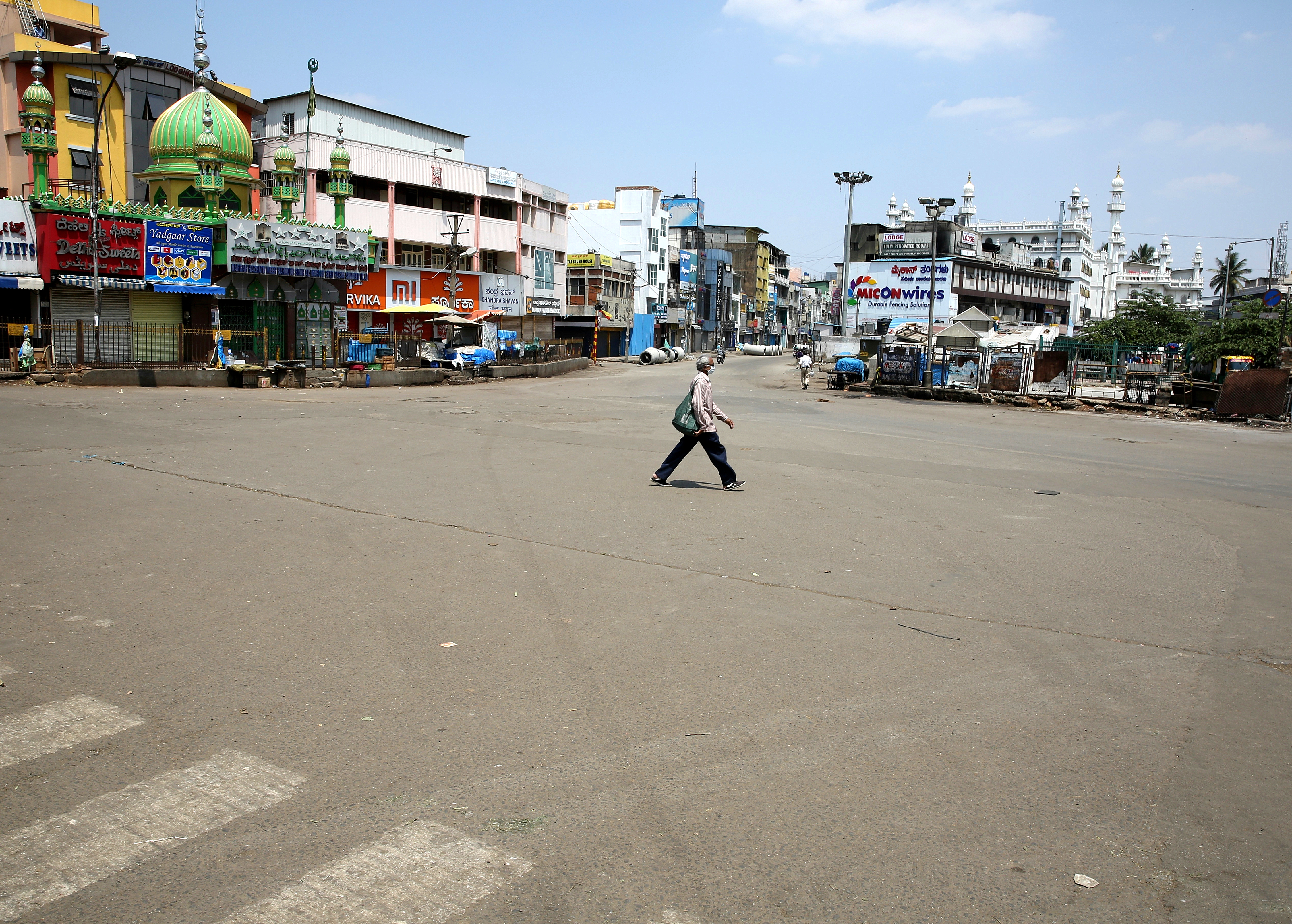 Koronavirus Indija, policijski čas