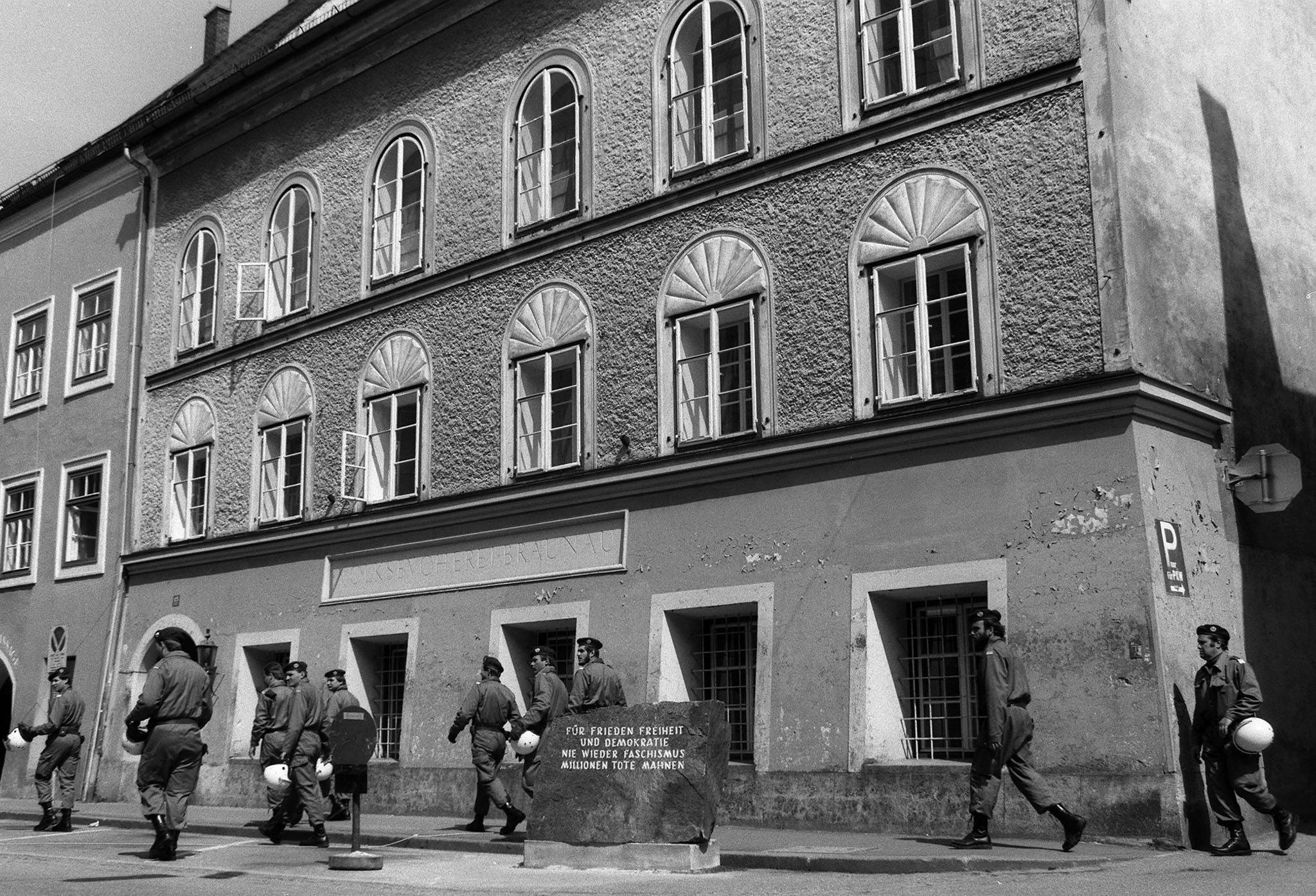 h_53616817.jpg