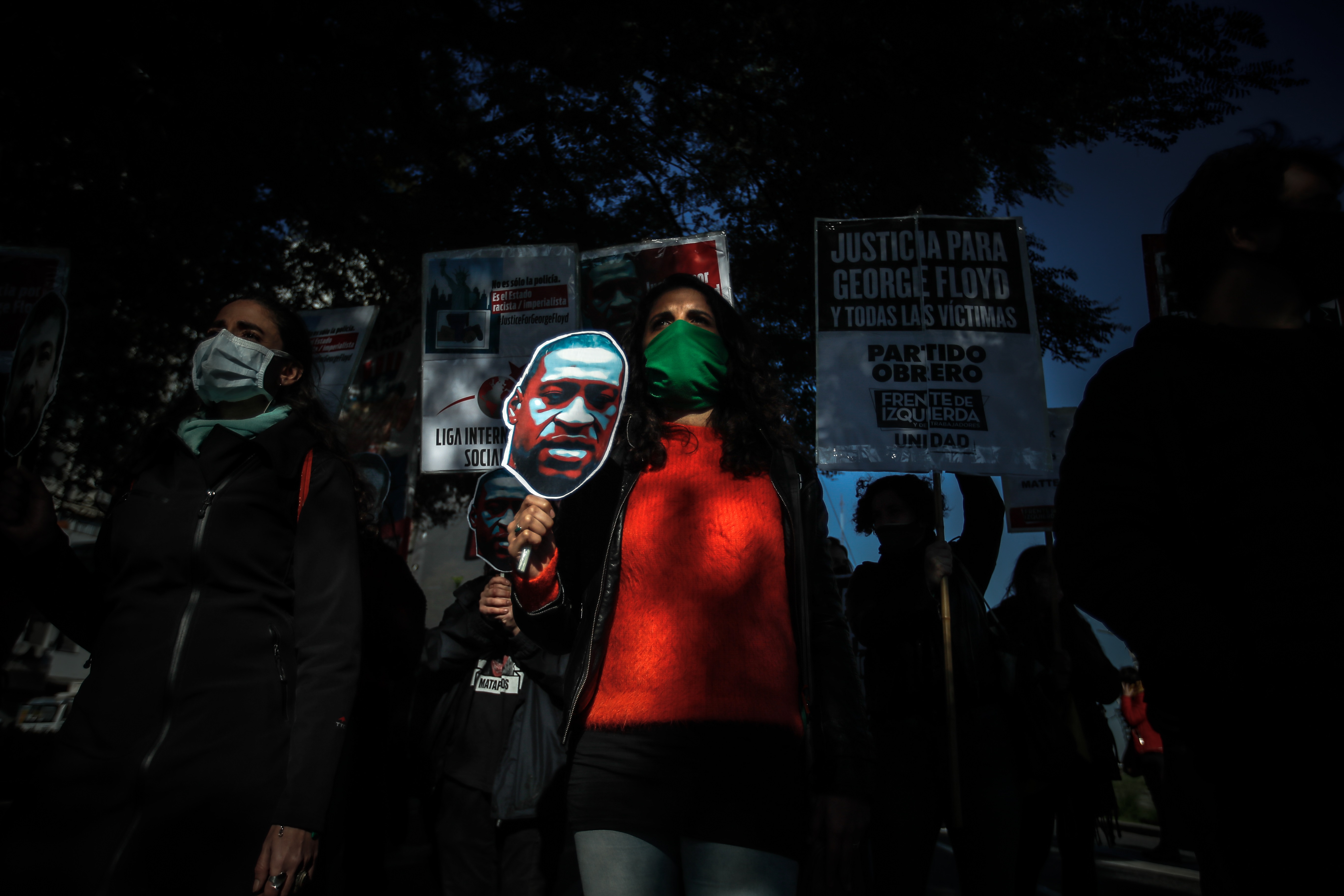 Argentines march to demand justice for the death of George Floyd in the US