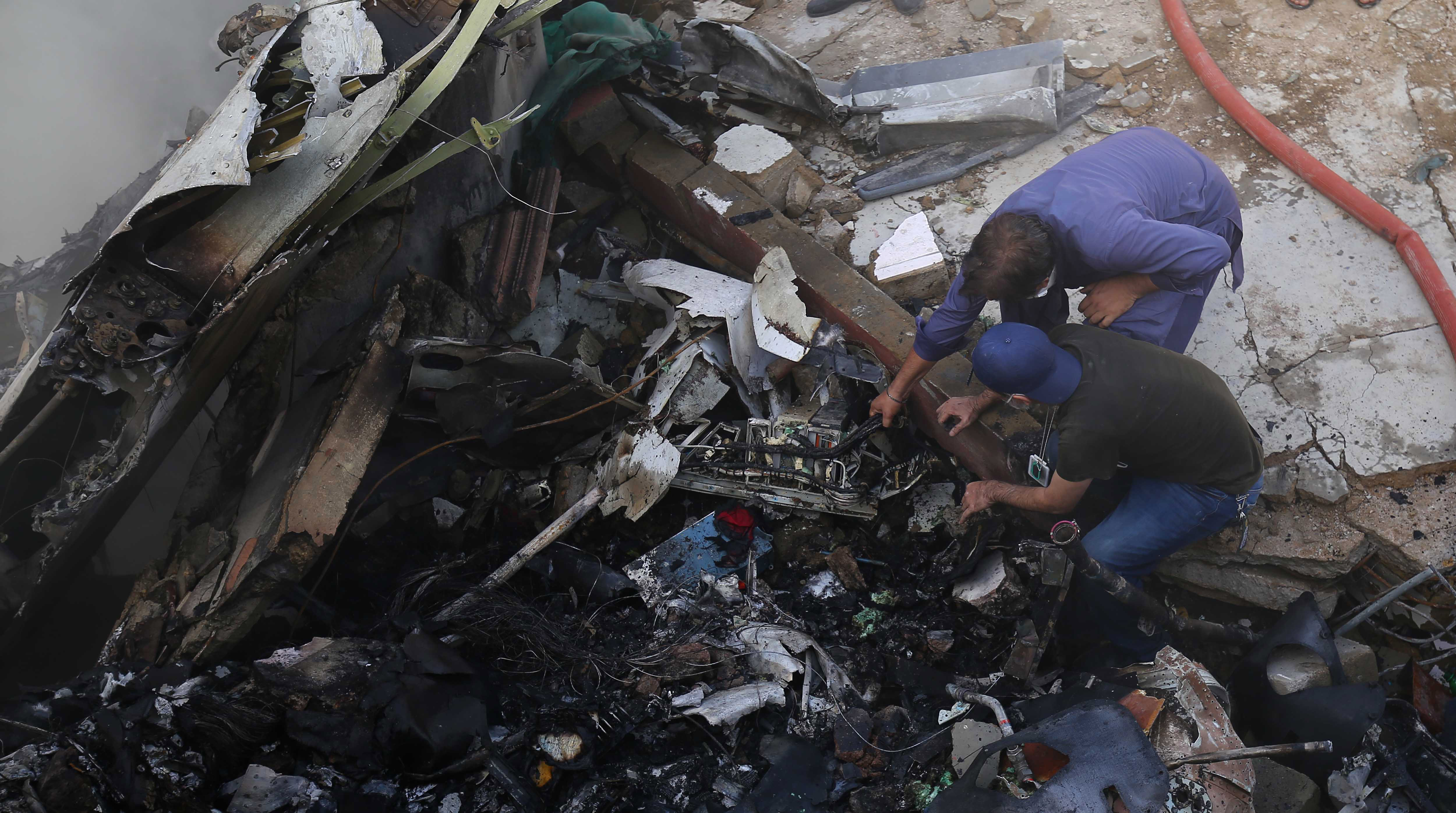 PIA Airbus A-320 crashed in Karachi