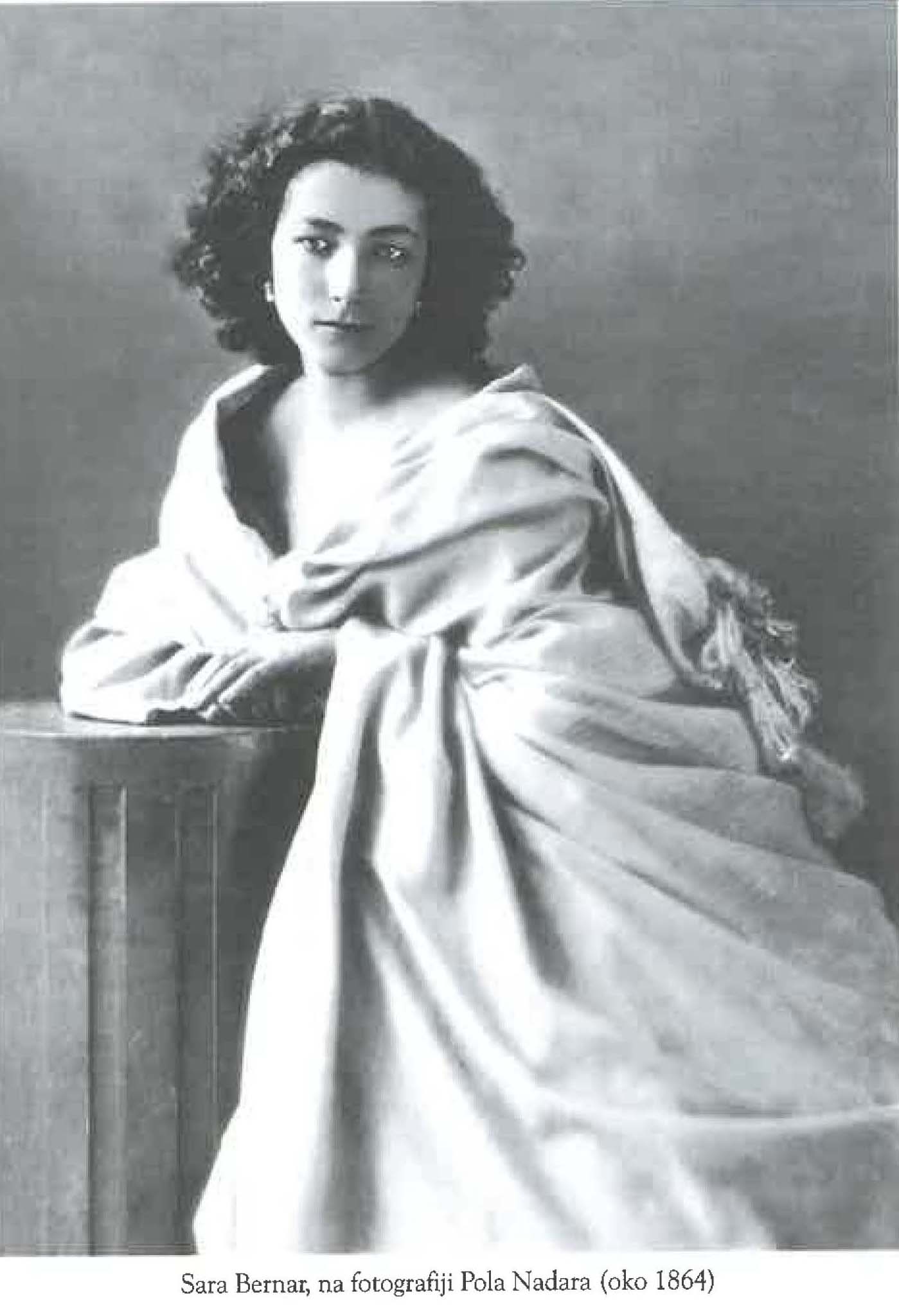 Džulijan Barns, Julian Barnes, knjiga Čovek u crvenom kaputu Foto: Knjiga Čovek u crvenom kaputu