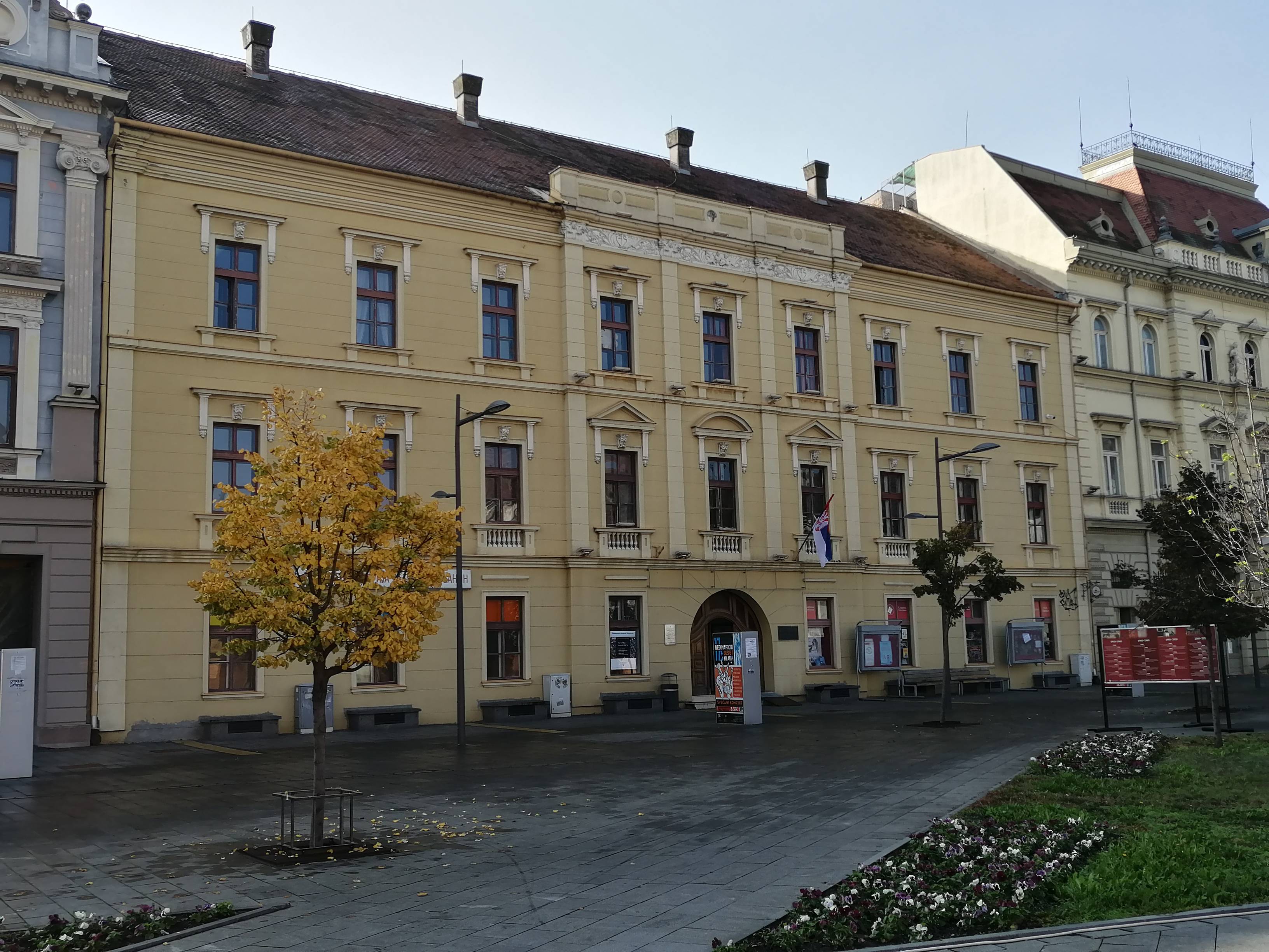 ZRENJANIN: ZBOG OSTECENJA KROVA OBUSTAVLJENO IGRANJE PREDSTAVA