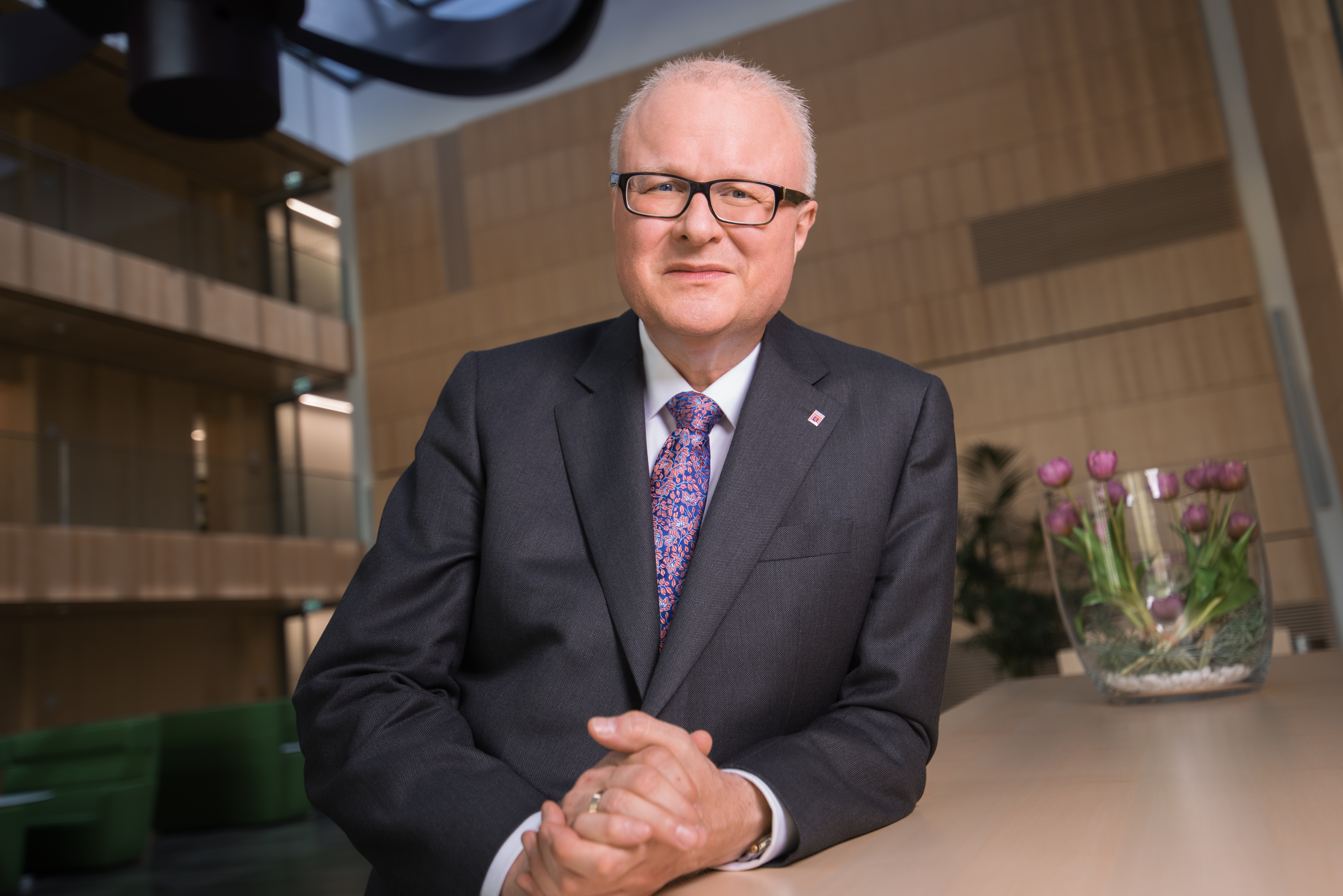 Minister of Finance of Hesse, Thomas Schäfer, was found dead