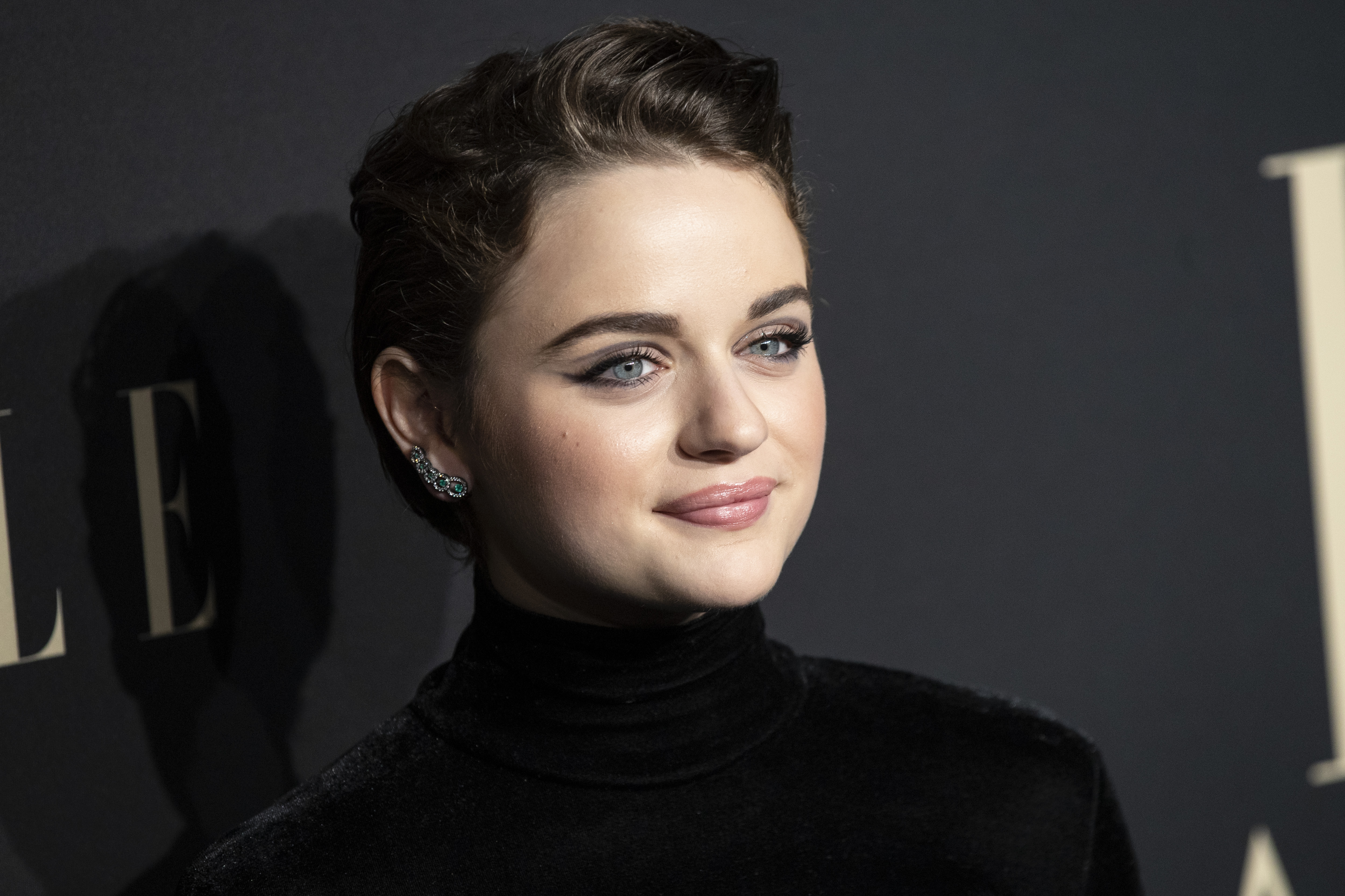 epa07921575 US actress Joey King poses on the red carpet during the 26th Annual ELLE Women in Hollywood Celebration, Beverly Hills, California, USA, 14 October 2019.  EPA-EFE/ETIENNE LAURENT