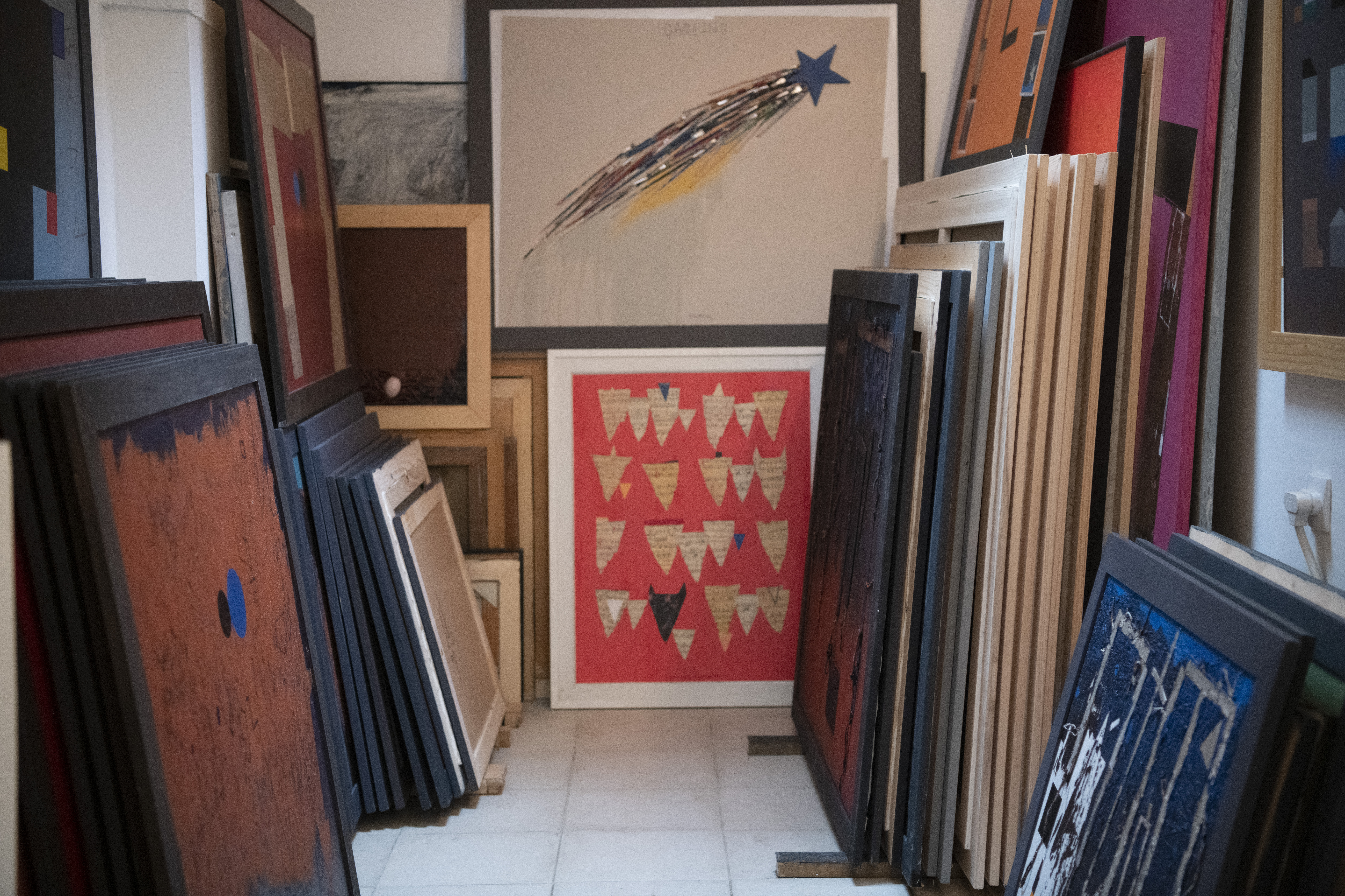 Pančevo, 29.10.2020. Aleksandar Cvetković slikar, intervju i kuća, u gostima kod slikara Aleksandra Cvetkovića, kuća, stan, gajba Foto: Dragan Mujan/Nova.rs