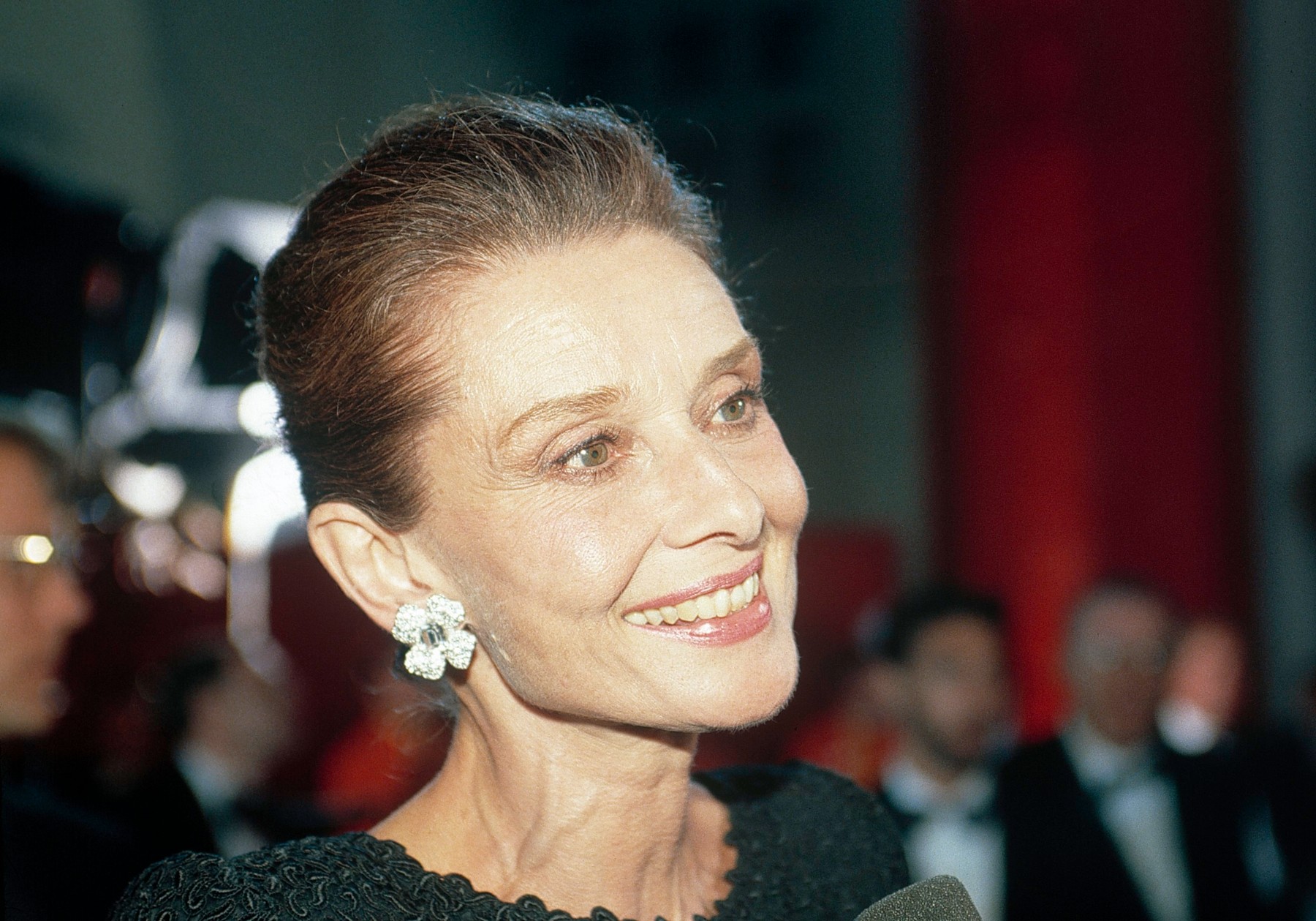 KL000323.jpg
AUDREY HEPBURN  (1989)


||rights=RM *** Local Caption *** 00715548,Image: 170373834, License: Rights-managed, Restrictions: , Model Release: no, Credit line: United Archives /Topfoto / Topfoto / Profimedia