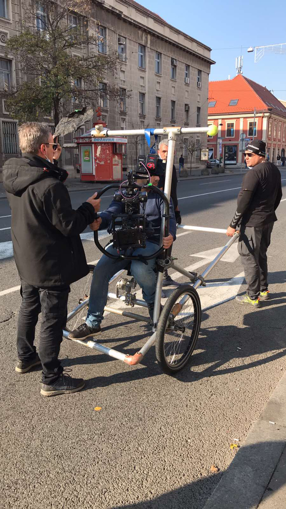 Kontraudarac, egipatska serija, snimanje u Beogradu Foto: Privatna arhiva
Mail sa fotografijama prosledio Matija Jovandić