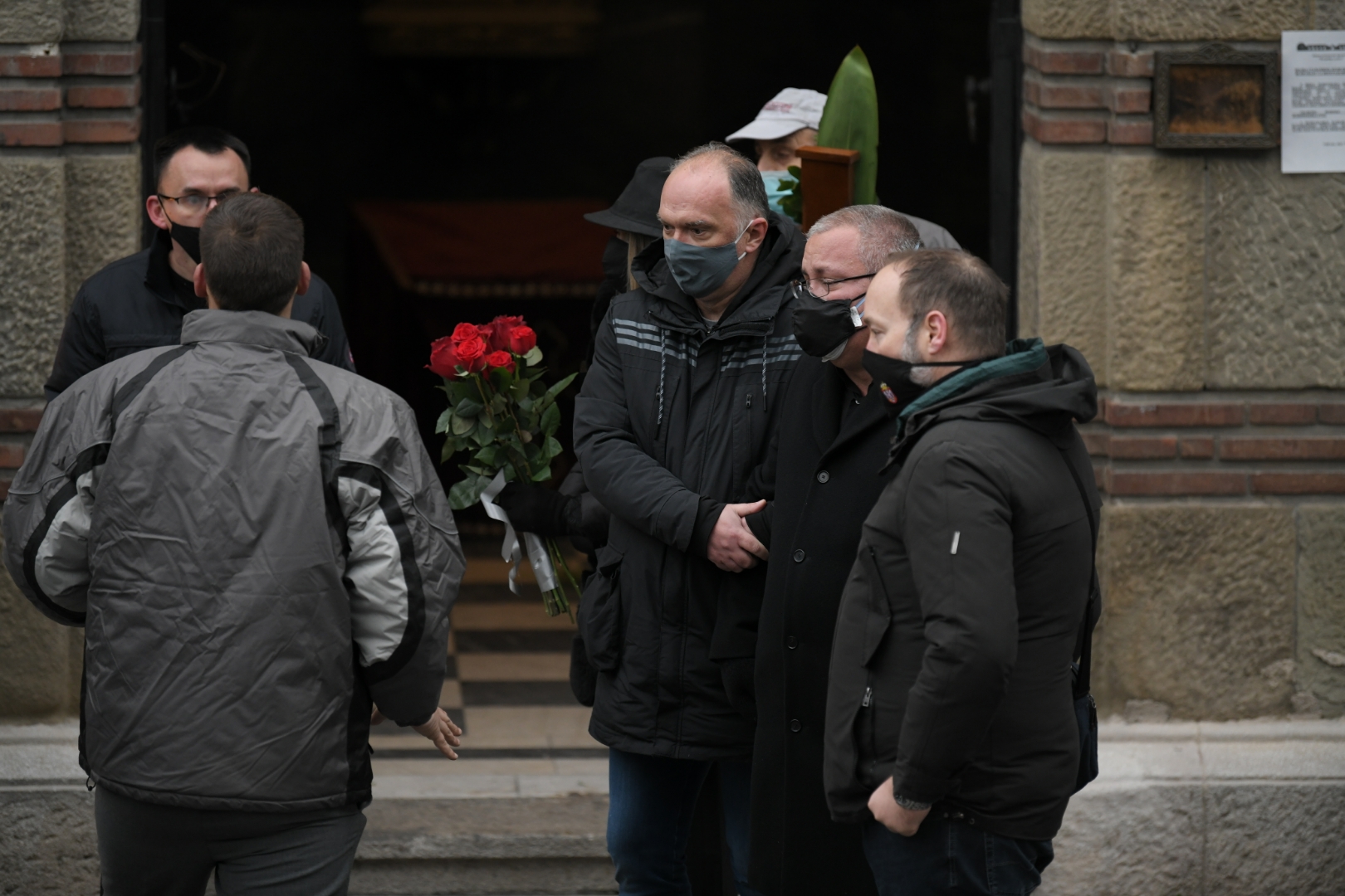 Beograd 21. novembar 2020. Sahrana glumca Ivana Bekjareva na Novom groblju Foto:Dragan Mujan/Nova.rs