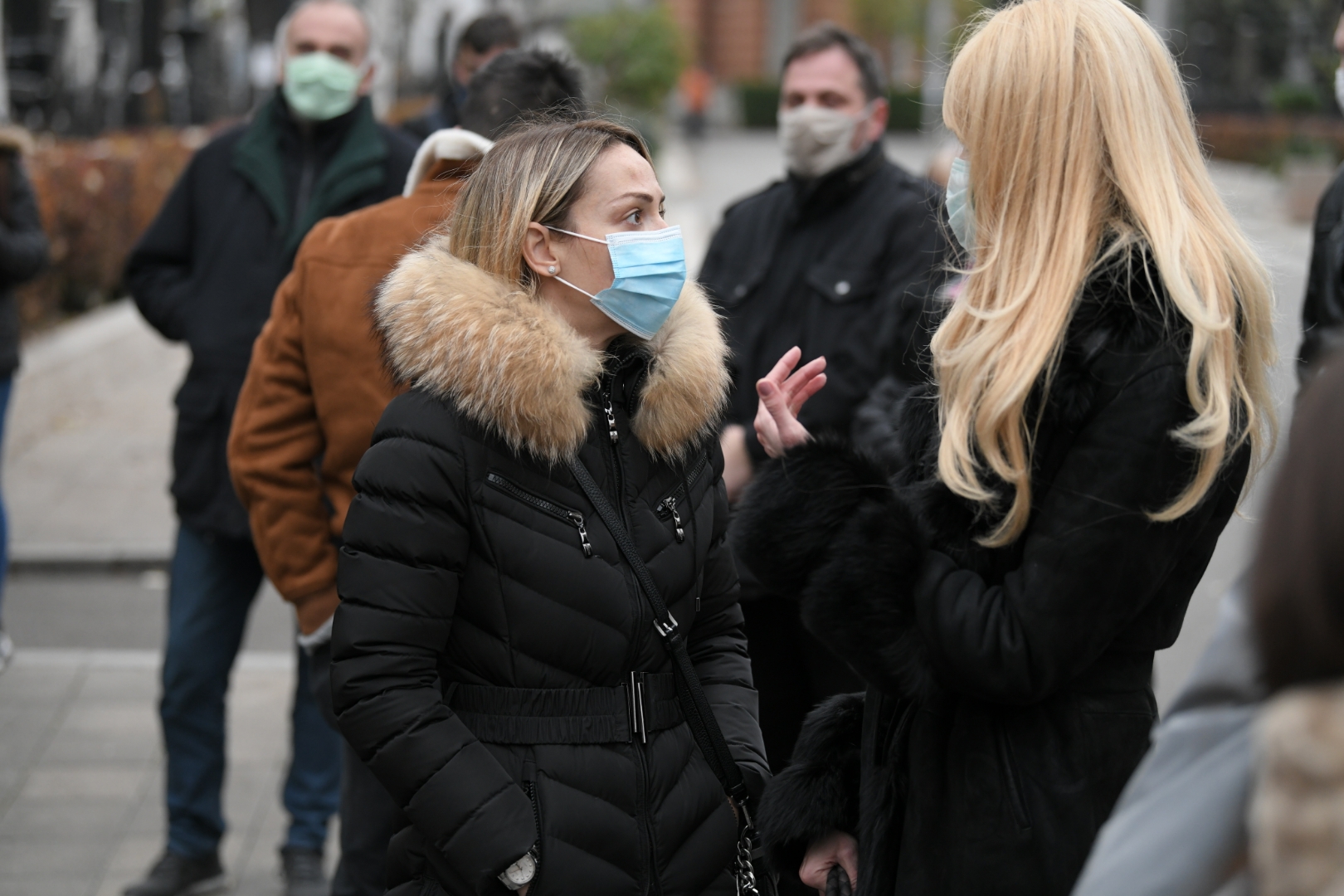 Beograd 21. novembar 2020. Sahrana glumca Ivana Bekjareva na Novom groblju Foto:Dragan Mujan/Nova.rs