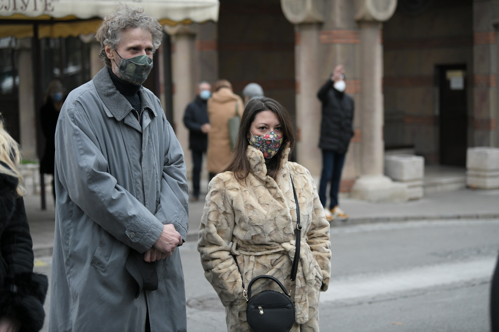 Beograd 21. novembar 2020. Sahrana glumca Ivana Bekjareva na Novom groblju Foto:Dragan Mujan/Nova.rs