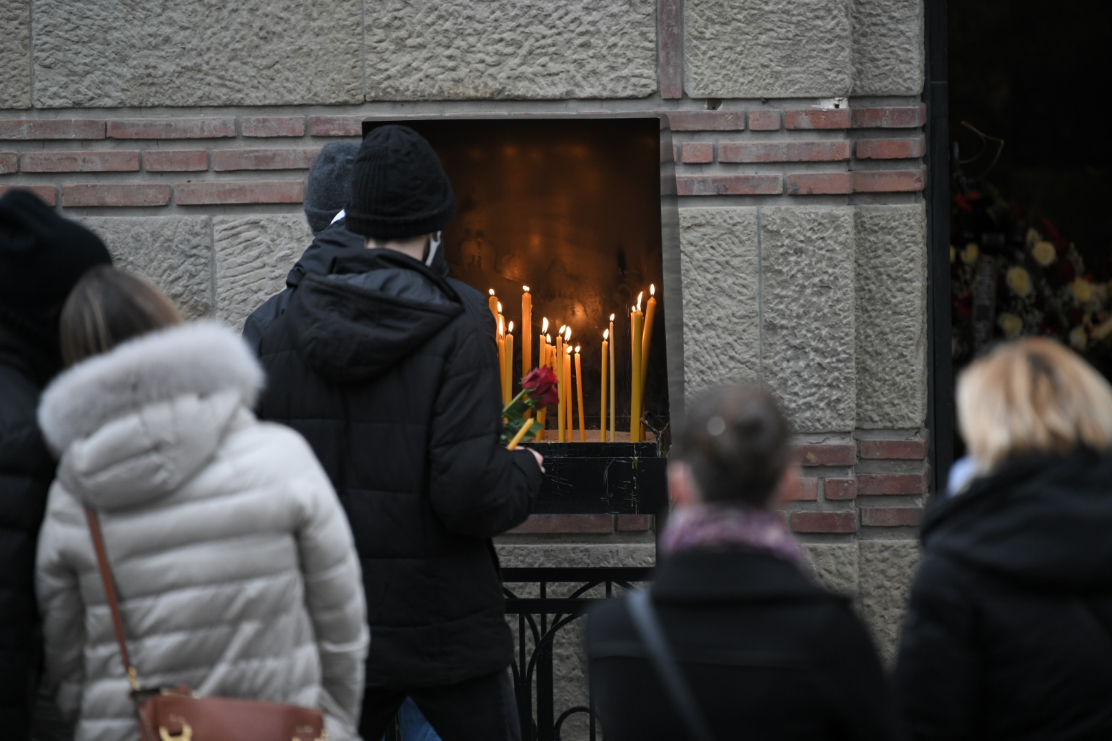 Beograd 21. novembar 2020. Sahrana glumca Ivana Bekjareva na Novom groblju Foto:Dragan Mujan/Nova.rs