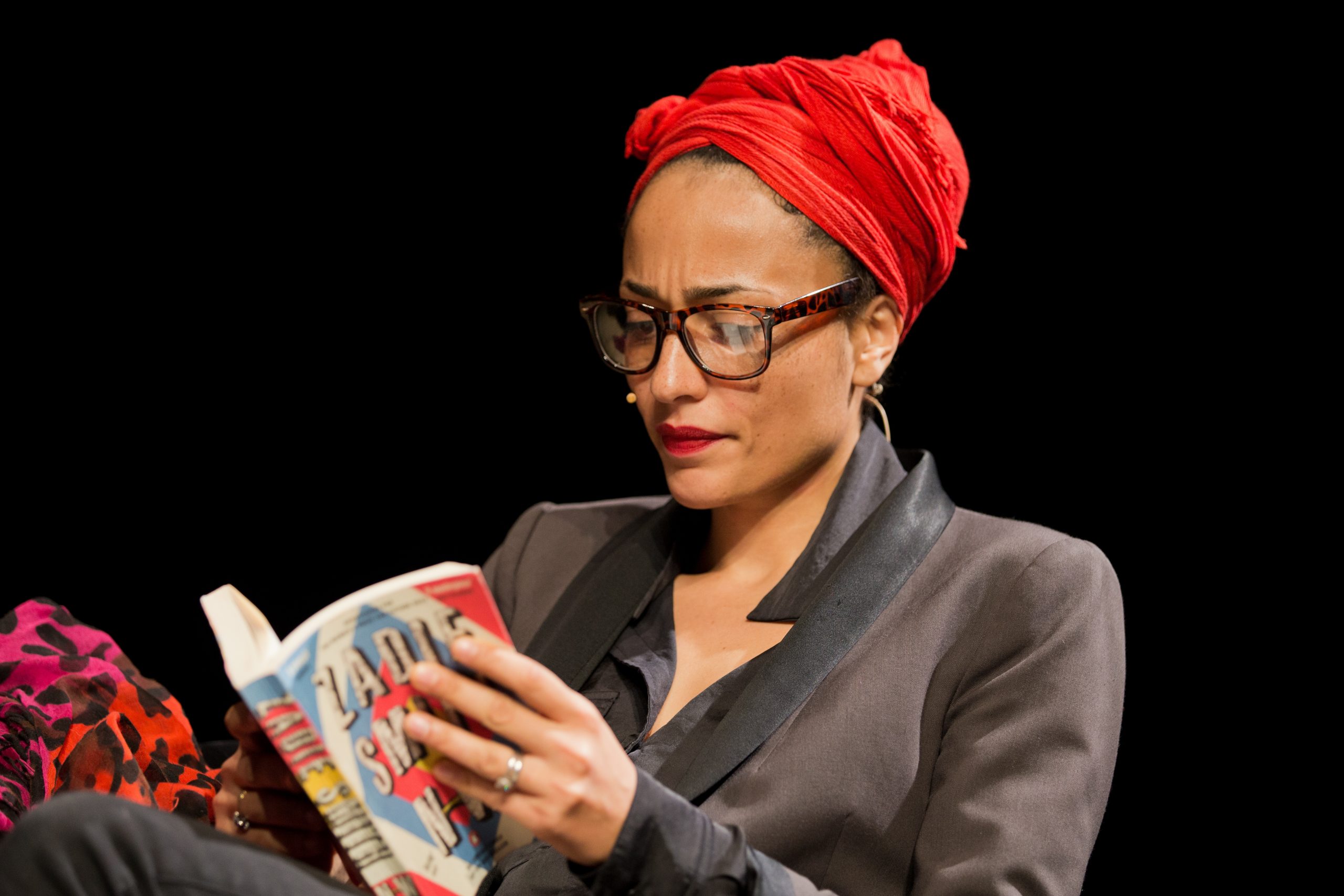 epa04125763 British author Zadie Smith attends a reading within the literature festival 'lit.Cologne' in Cologne, Germany, 14 March 2014, during which she read from her book 'London NW'.  EPA/ROLF VENNENBERND