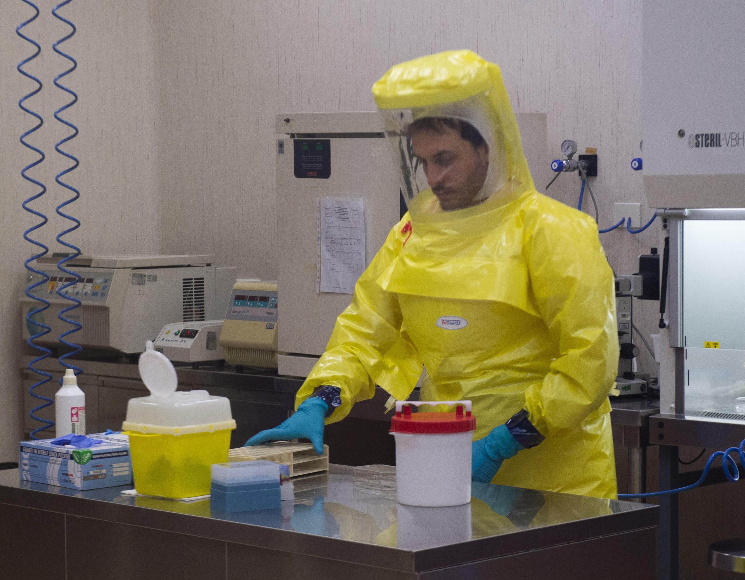 Koronavirus Italija Milano 24 Februar 2020. Foto: EPA-EFE/ANDREA FASANI