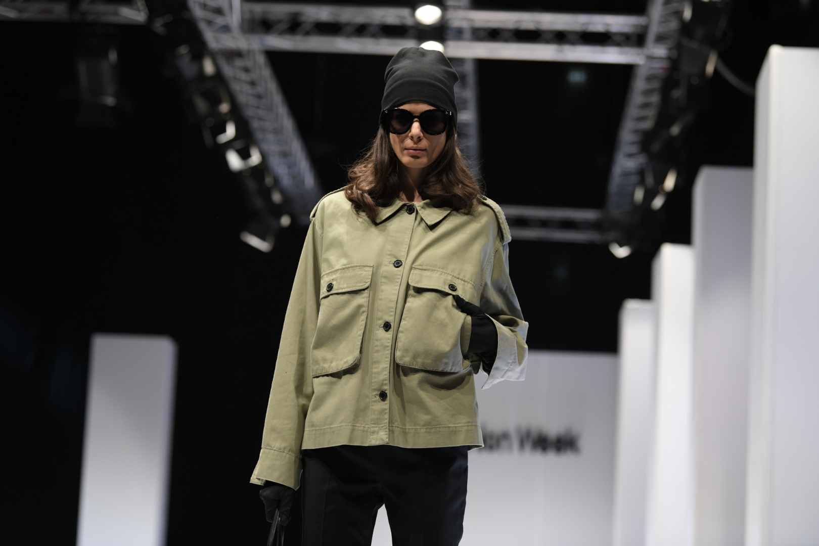 Beograd 31.10.2020. Pervol Fešn Vik, Perwoll Fashion Week, Nedelja mode, Pervol Nedelja mode, modna revija, Belexpo centar Foto: Dragan Mujan/Nova.rs