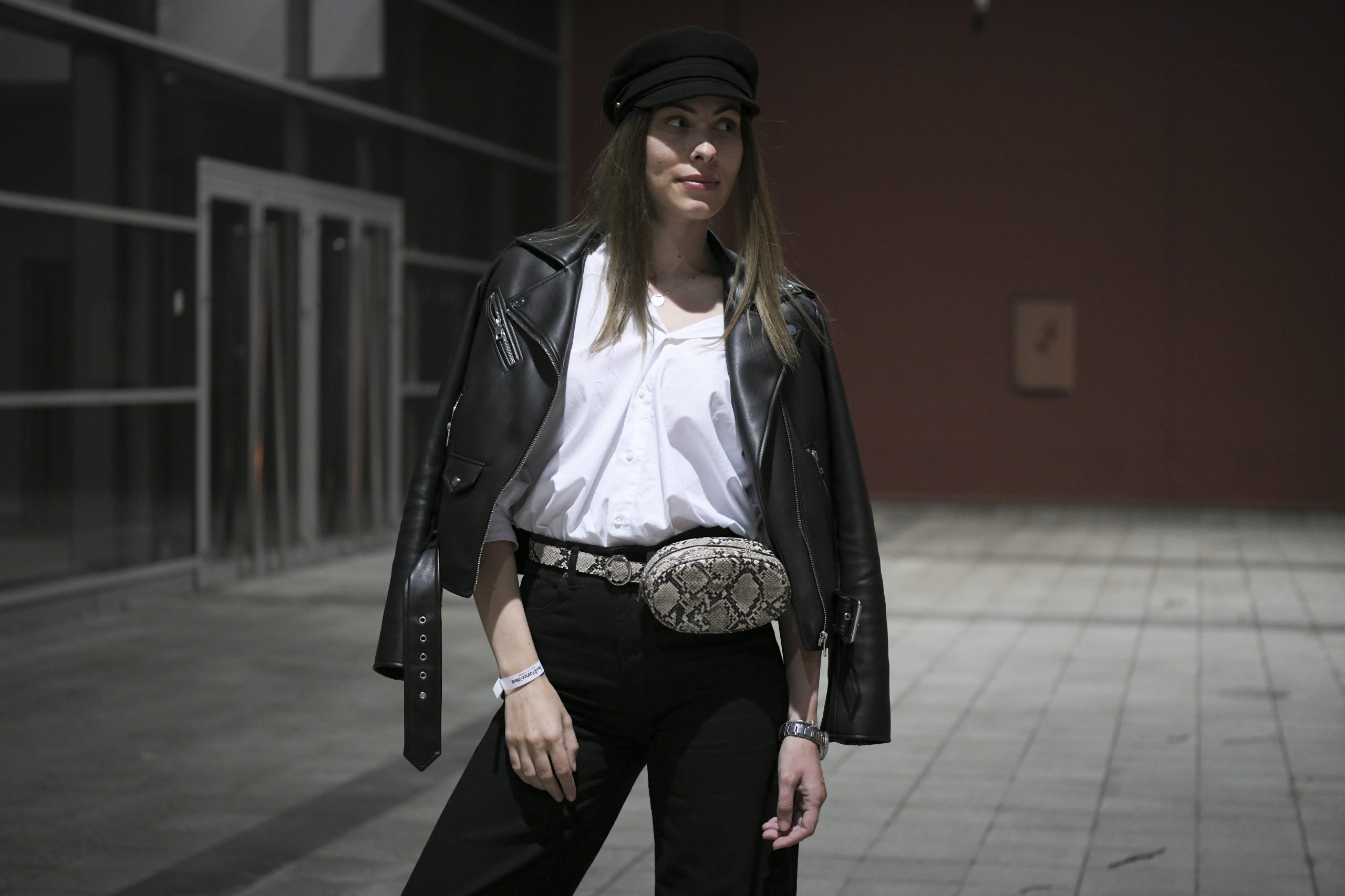 Street Fashion, Strit fešn, moda po gradu
Beograd 31.10.2020. Pervol Fešn Vik, Perwoll Fashion Week, Nedelja mode, Pervol Nedelja mode, modna revija, Belexpo centar Foto: Dragan Mujan/Nova.rs