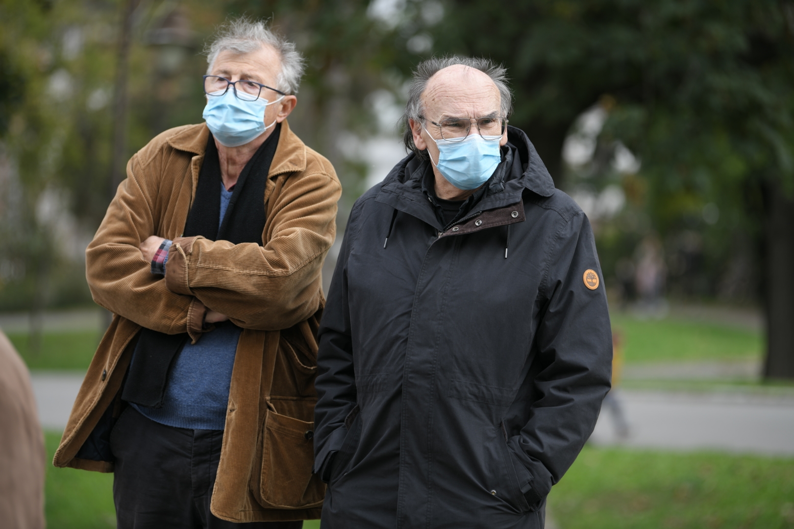Beograd 18.10.2020. Protest ispred Cvijete Zuzoric u znak podrske umetnicima cija je izlozba iscepana u Staroj kapetaniji. Cvijeta Zuzoric, protest, umetnici, umetnik, karikature, karikaturisti, Momci