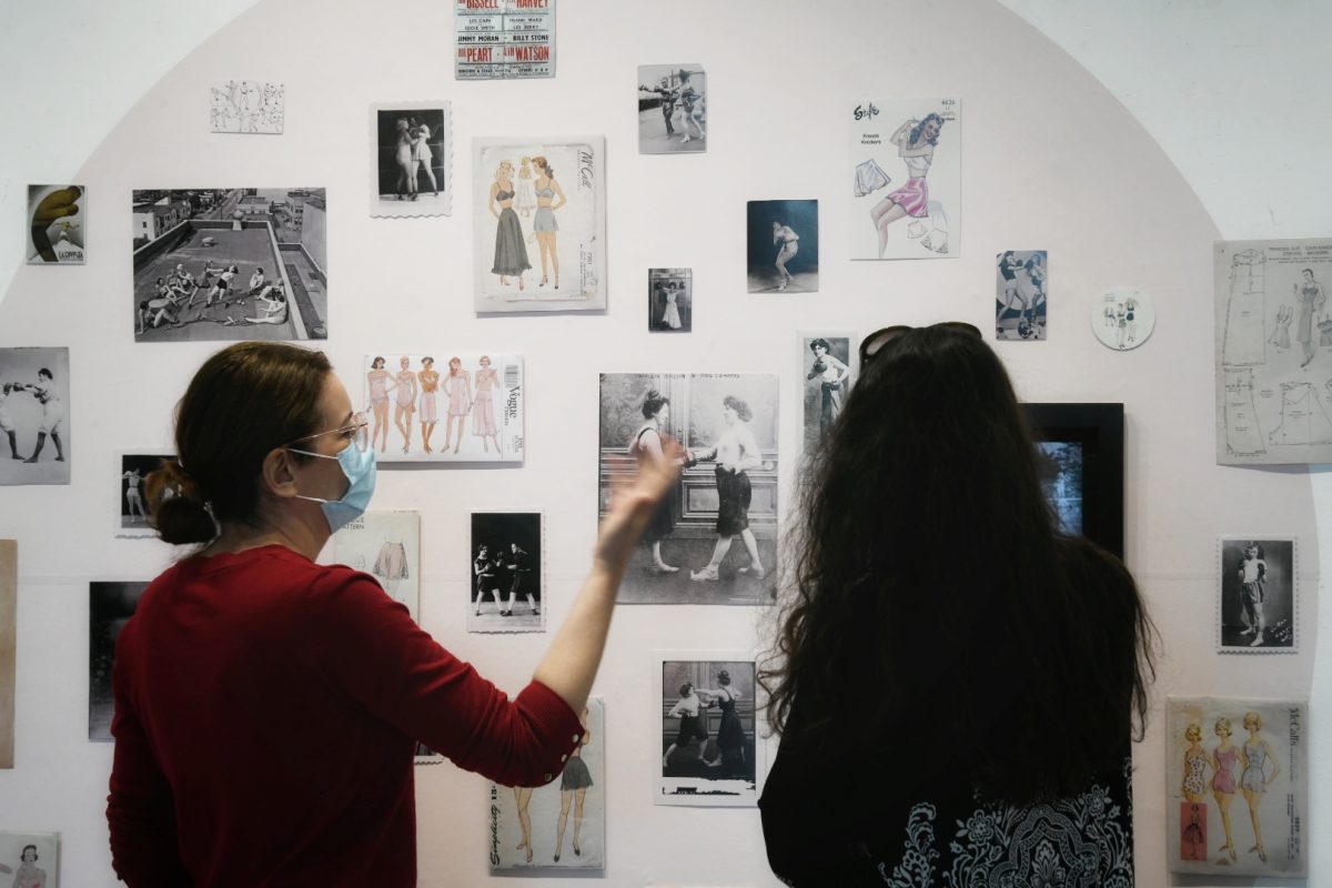 Beograd 20.10.2020. Aleksandra Jovanić, autorka izložbe. Izložba Svilene gaće Aleksandre Jovanić, Galerija zadužbine Ilije M. Kolarca, Kolarac Foto: Vesna Lalić/Nova.rs