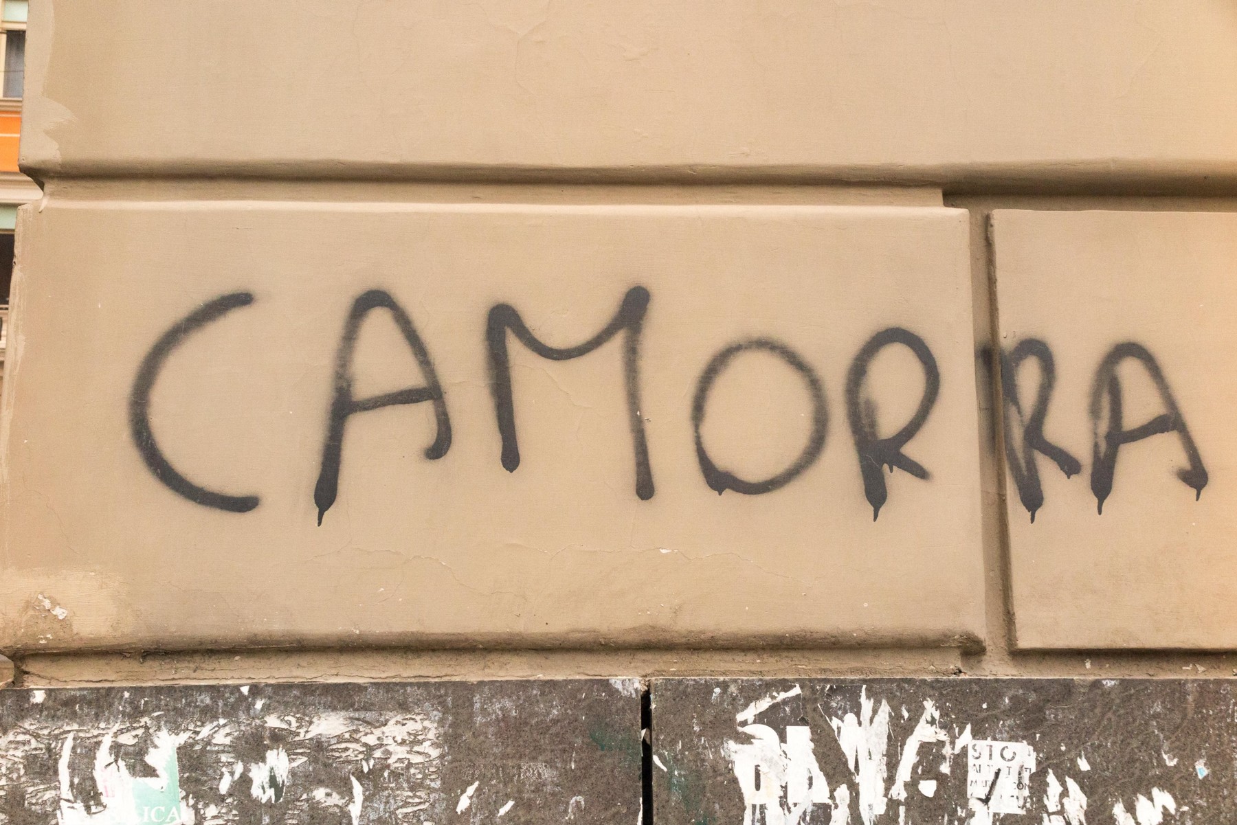 Anti - Camorra Graffiti (the Naples 'mafia') in Naples / Napoli, Italy. (81), Image: 285215270, License: Rights-managed, Restrictions: , Model Release: no, Credit line: David Gee / Alamy / Alamy / Profimedia
