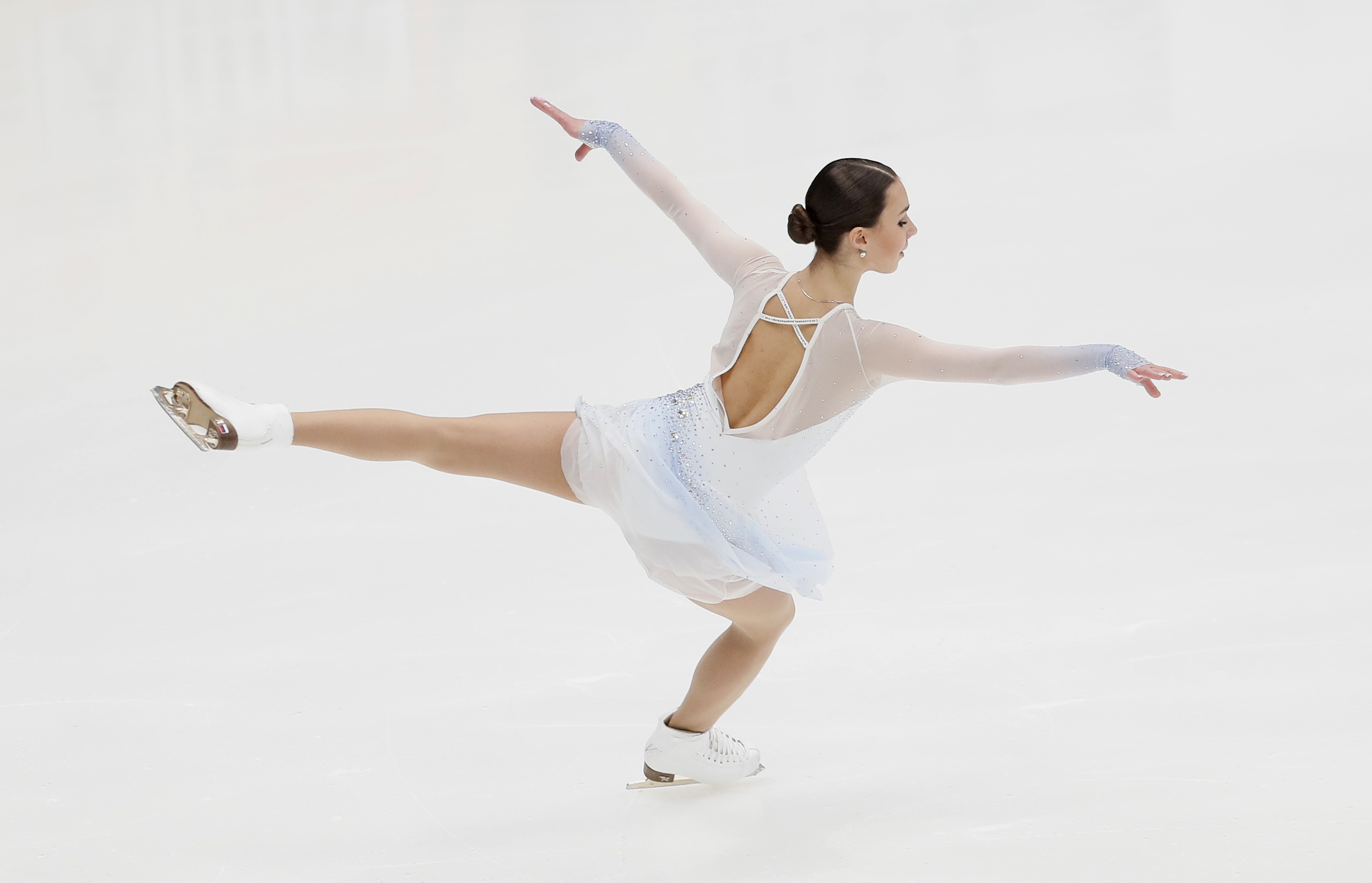 epa08834357 Elizaveta Nugumanova of Russsia performs during the Ladies Free Skating program at the 2020 Rostelecom Cup of Russia ISU Grand Prix of Figure Skating in Moscow, Russia, 21 November 2020.  EPA-EFE/MAXIM SHIPENKOV