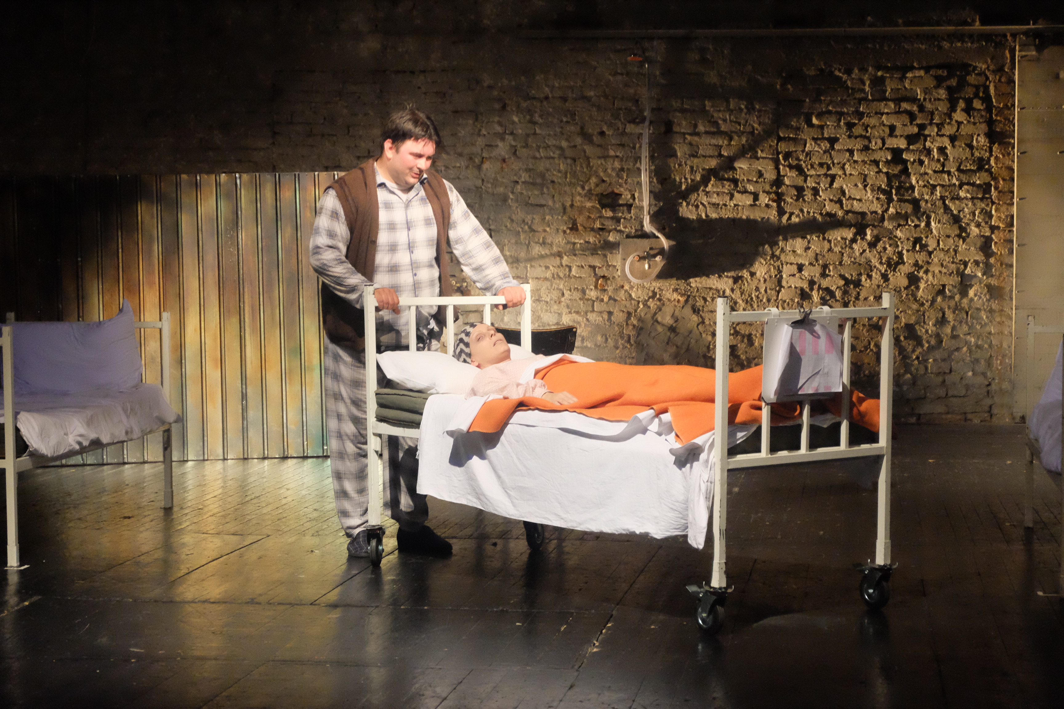 Bliži nebu, predstava, Zaječarsko pozorište, Željko Hubač Foto: Promo