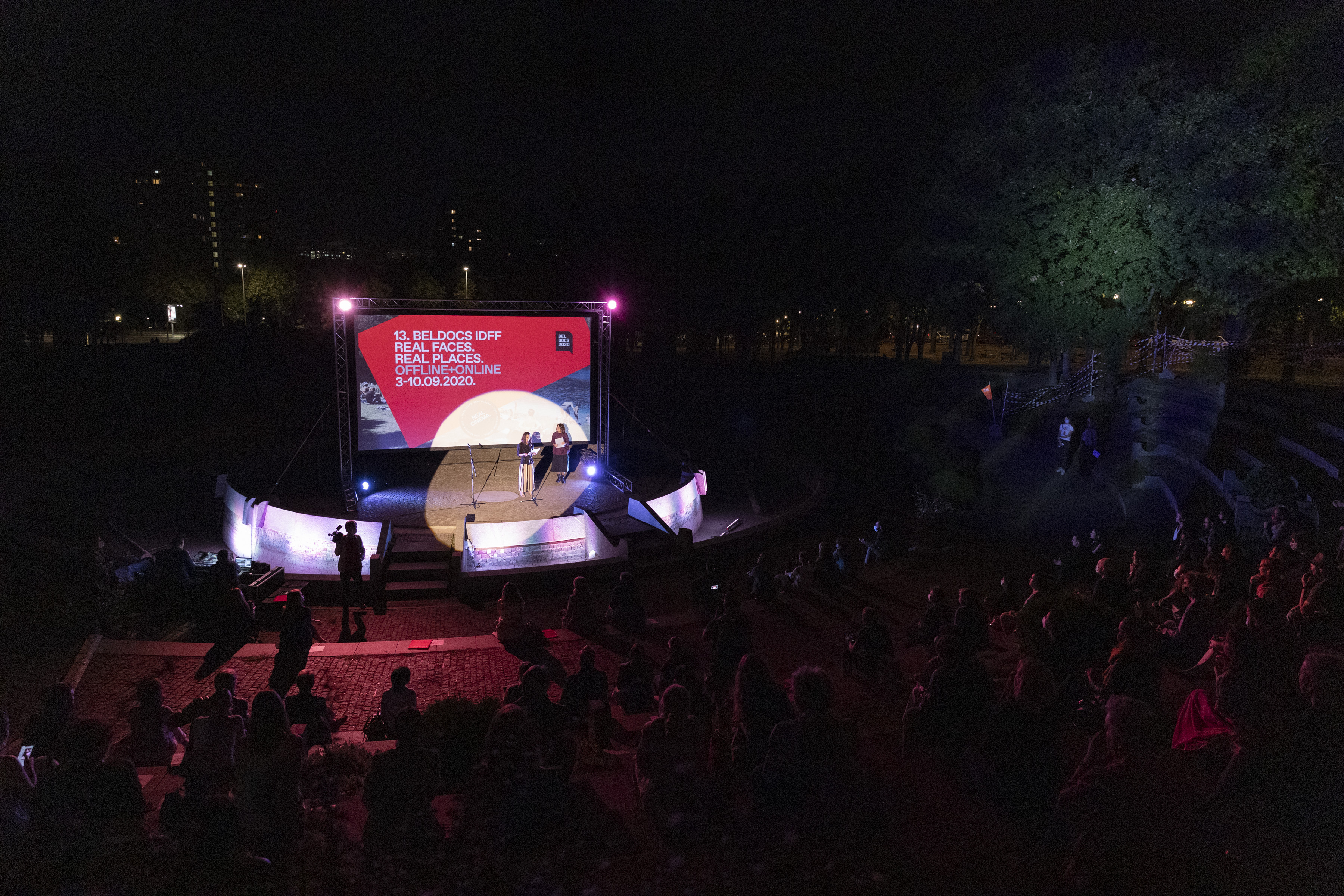 Beograd, 3. septembra 2020 - Veceras je u Beogradu otvoren Medjunarodni festival dokumentarnog filma Beldoks projekcijom filma "Govori da bih te video" Marije Stojnic o Radio Beogradu. FOTO TANJUG/ ANDRIJA VUKELIC/bs