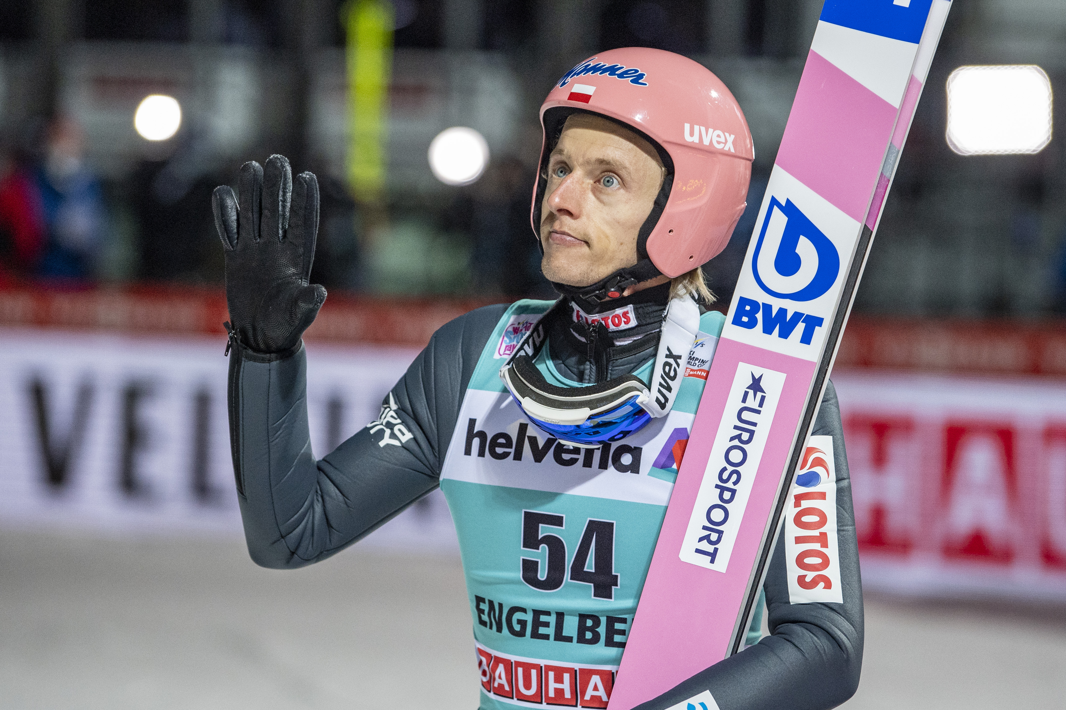 epa08896501 Dawid Kubacki from Poland at the men's ski jumping FIS World Cup in Engelberg, Switzerland, 20 December 2020.  EPA-EFE/URS FLUEELER