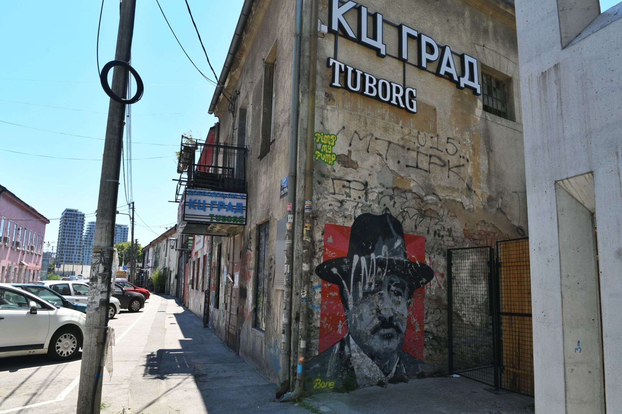 Beograd 11. jul 2020. Danilo Bata Stojkovic Grafit mural poznate licnosti na fasadi stambene zgrade Foto:Filip Krainčanić/Nova.rs