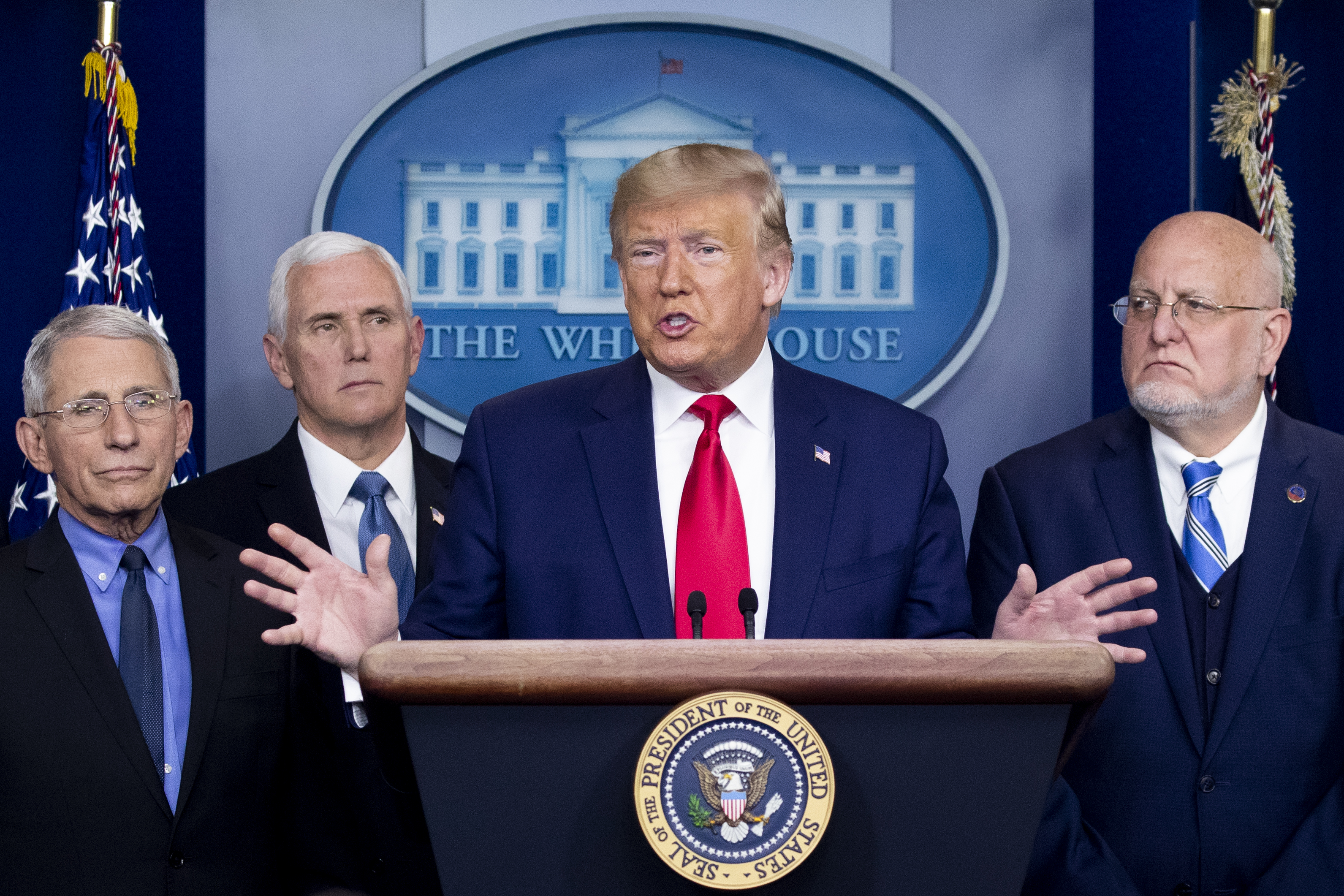 Donald Tramp koronavirus Foto:EPA-EFE/MICHAEL REYNOLDS