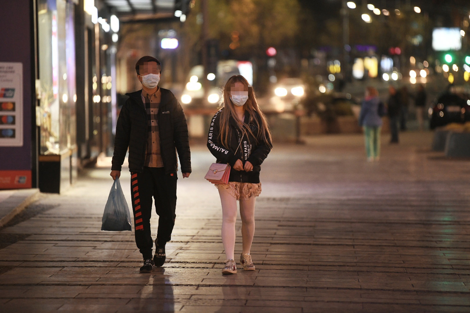 Beograd 18.03.2020. Veče pre početka policijskog časa, policijski čas, vanredno stanje, grad, veče, noć, koronavirus Foto: Nemanja Jovanović/Nova.rs