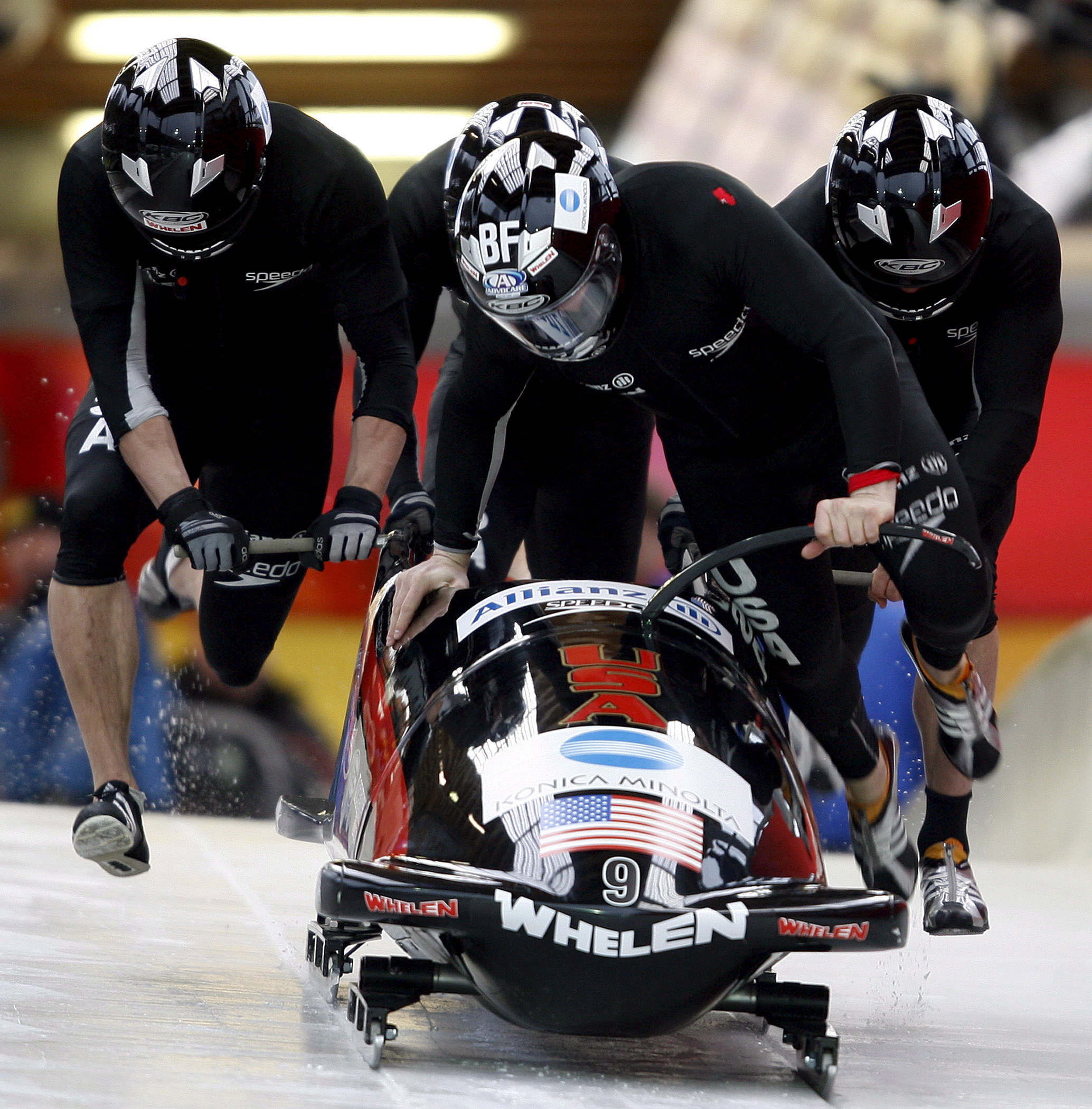 Foto: EPA/DANIEL DAL ZENNARO