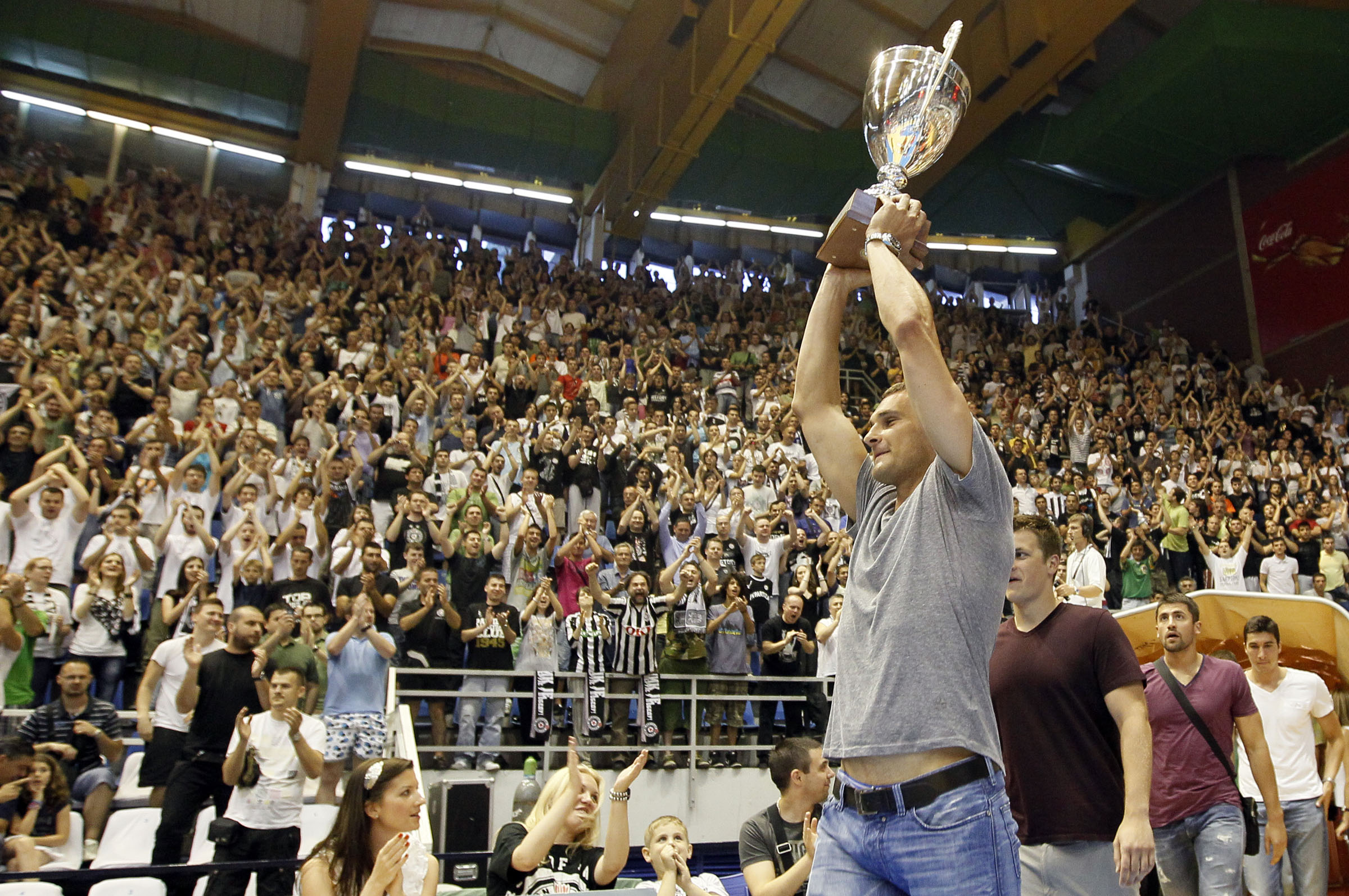 Kosarka, Superliga Srbije.Finale play-off, game 3.Partizan Vs. Hemofarm.Slobodan Soro, left, with trophy of waterpolo champions league.Beograd, 08.06.2011.Foto: Srdjan Stevanovic/Starsportphoto ©