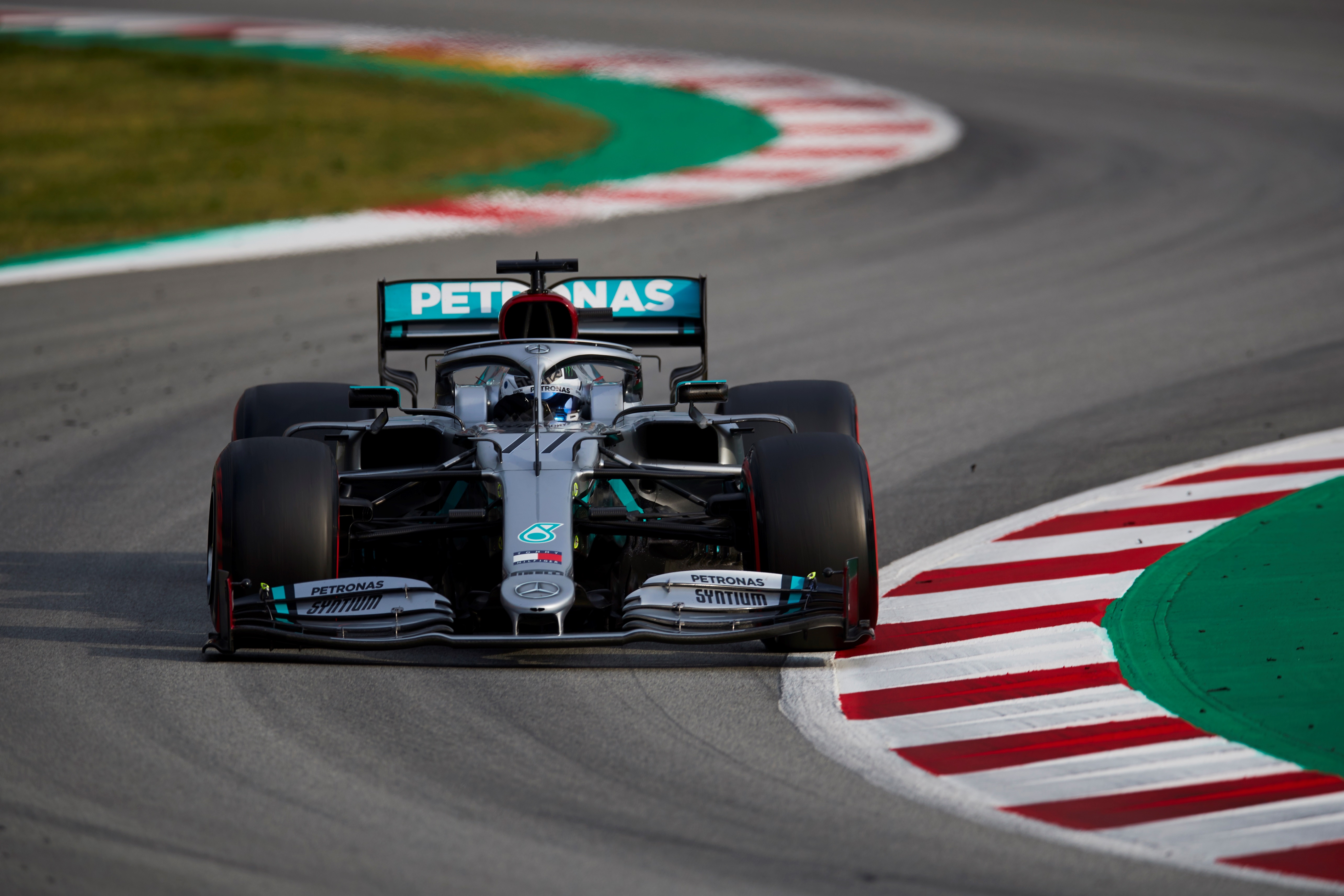 epa08256547 Finnish Formula One driver Valtteri Bottas of Mercedes  in action during the Formula One pre-season testings at Barcelona-Cataluna Circuit, in Montmelo, outside Barcelona, Spain, 28 February 2020.  EPA-EFE/ALEJANDRO GARCIA