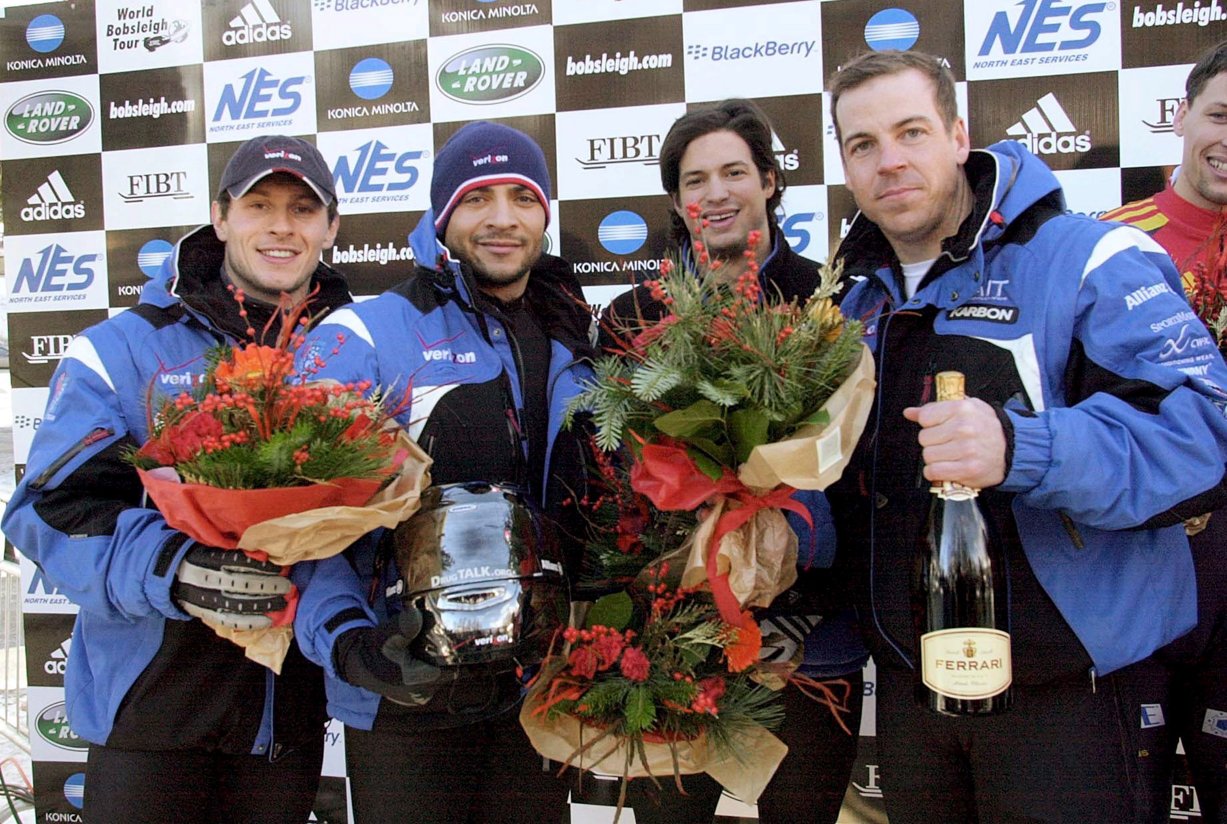 Pavle Jovanović, prvi sleva, u društvu kolega iz reprezentacije SAD, Foto: EPA/ANDREA MEROLA