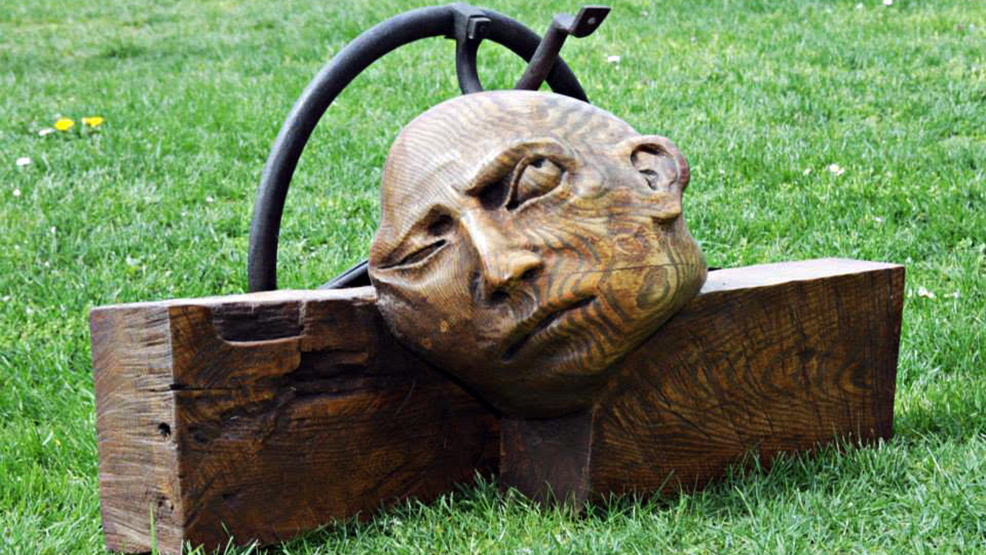 "Dilema",drvo metal 2003, Dragan Jovićević Macola