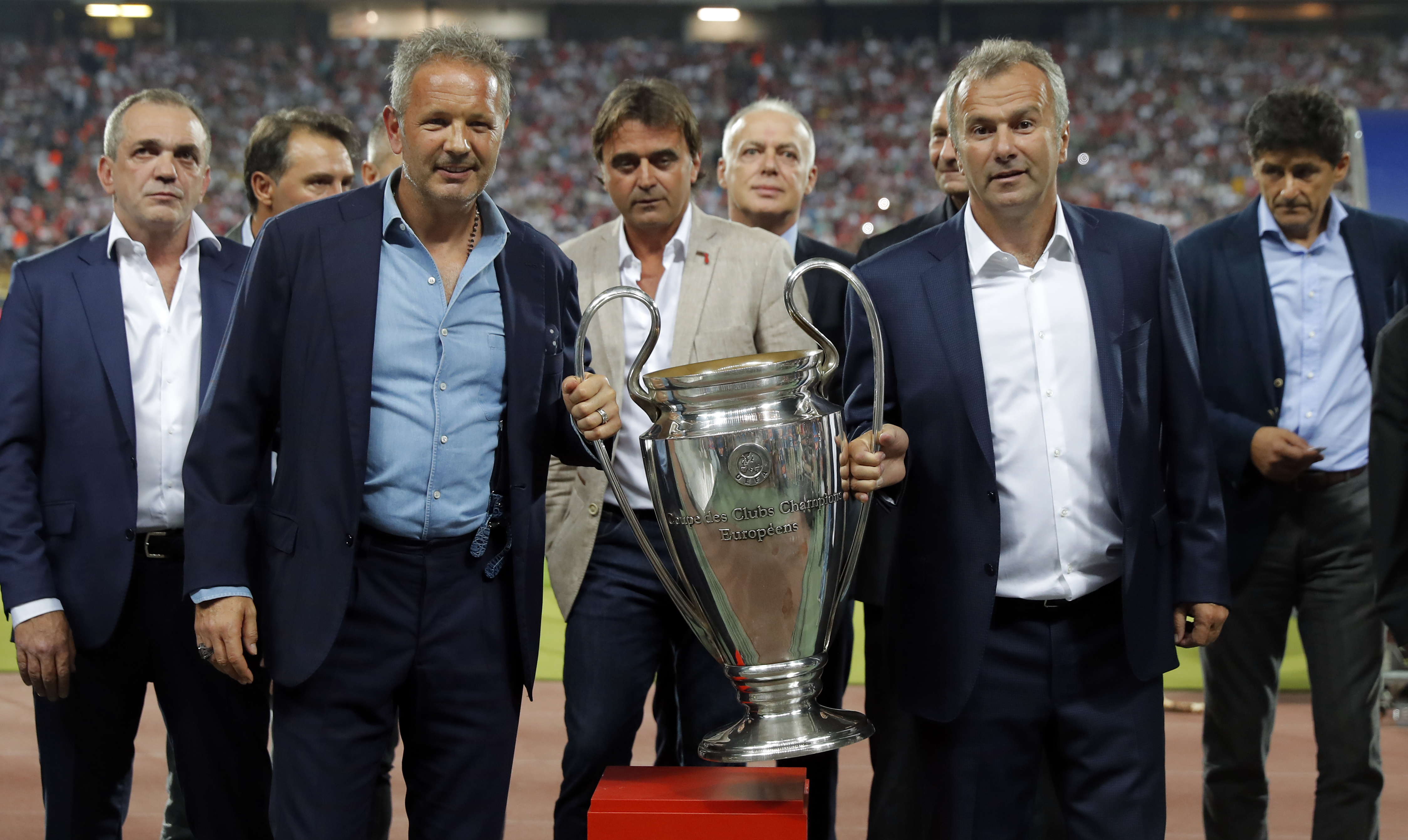 Sinisa Mihajlovic Dejan Savicevic  UEFA Champions Legaue football match between Crvena Zvezda and Napoli in Belgrade, Serbia on September 18. 2018. (credit image &amp; photo: STARSPORT/ Pedja Milosavljevic)