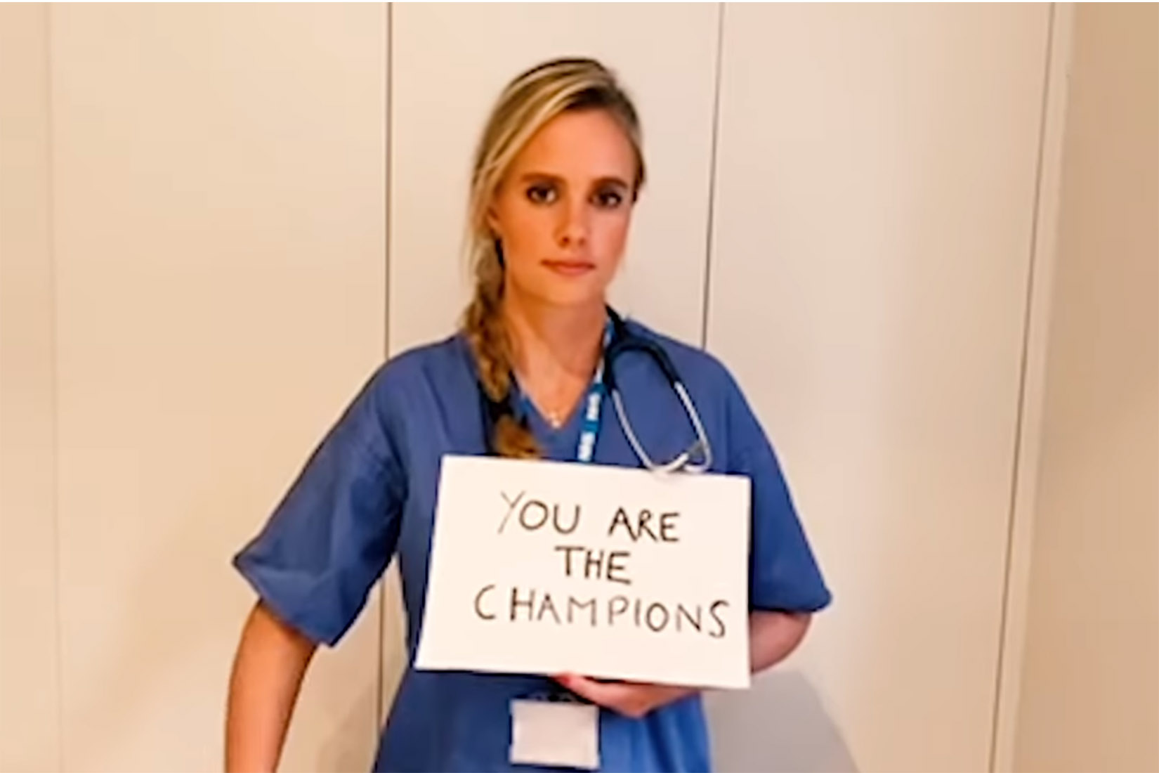 Queen + Adam Lambert - 'You Are The Champions'