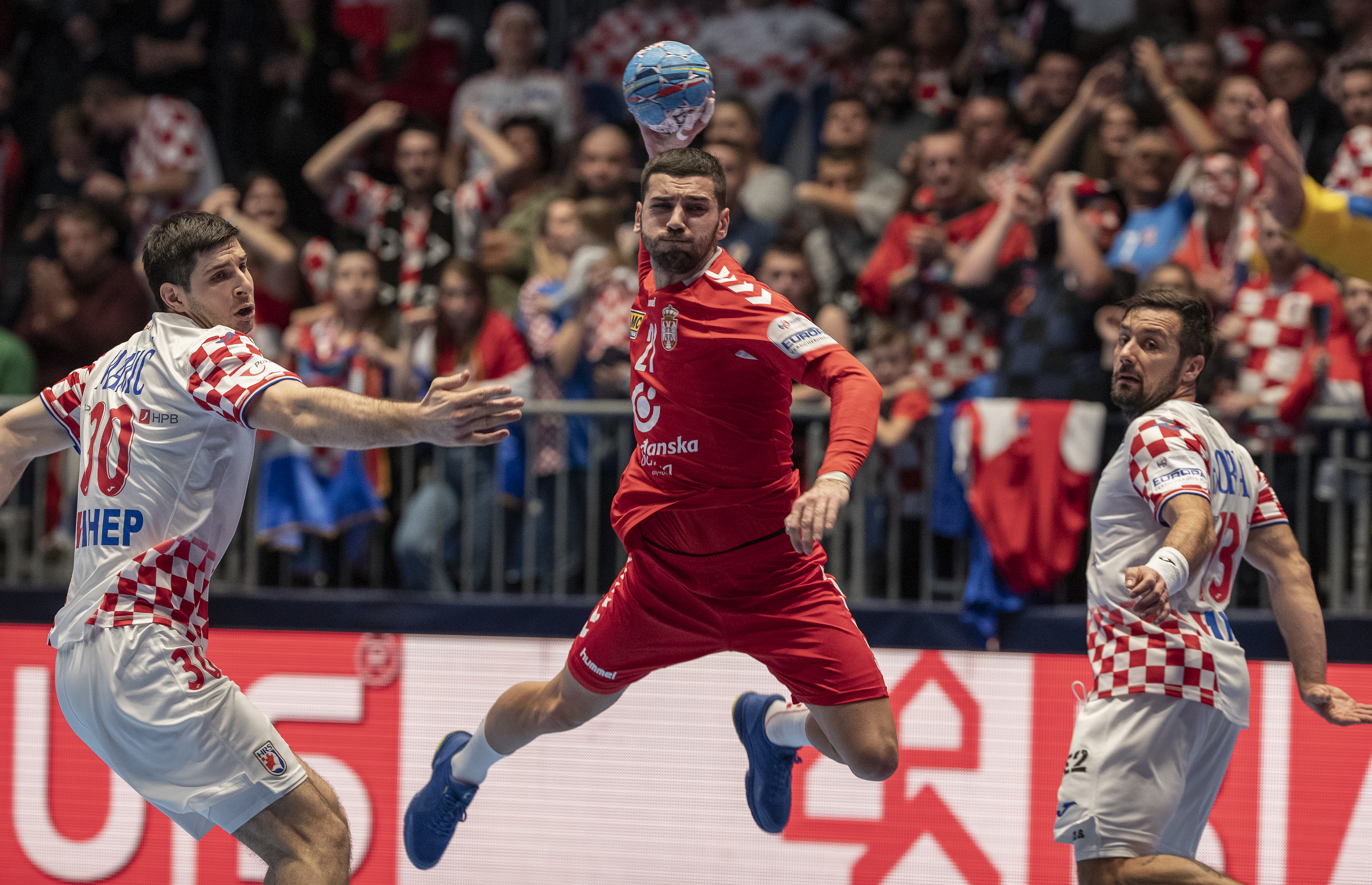 Foto: EPA-EFE/VALDRIN XHEMAJ