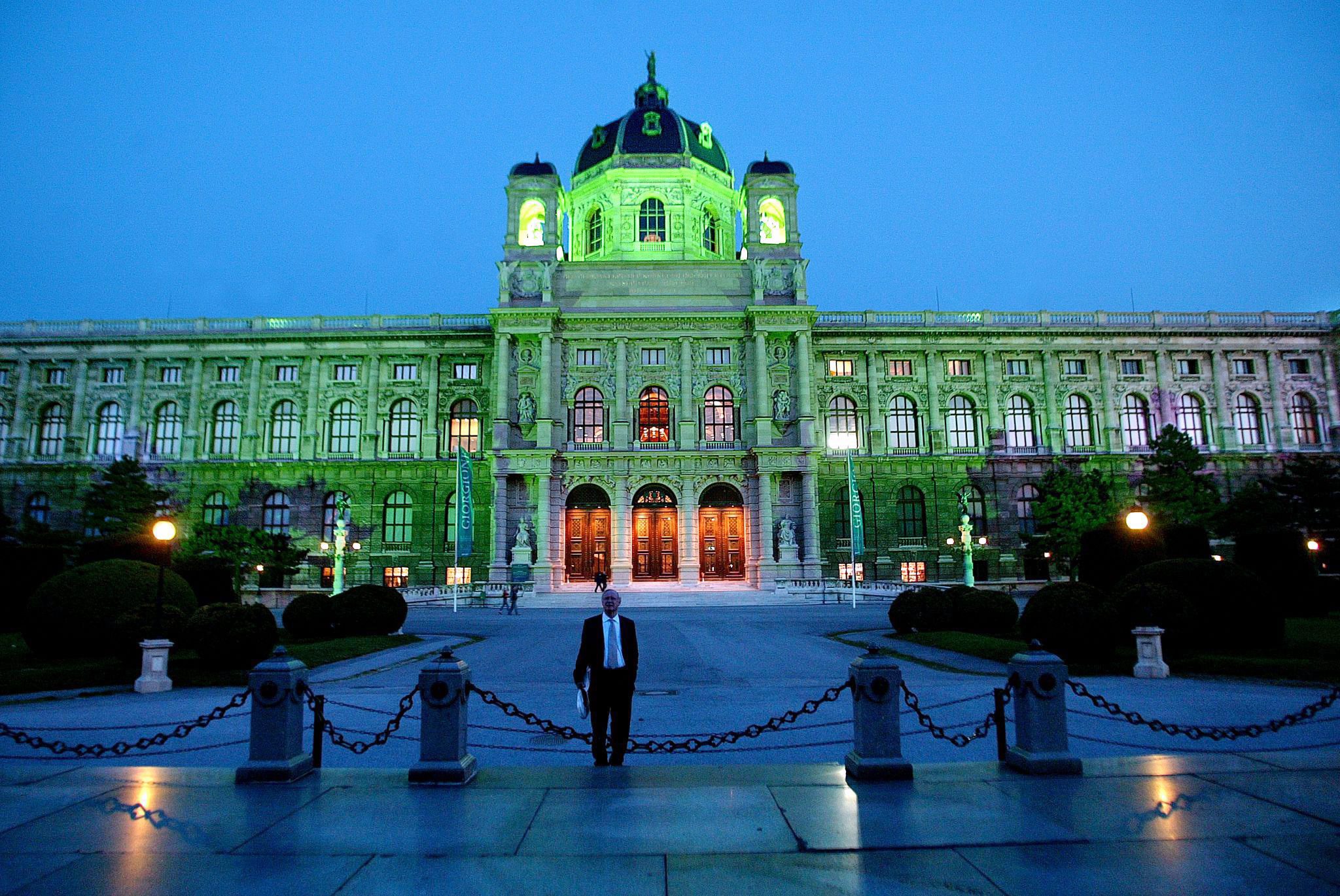 h_00182002.jpg