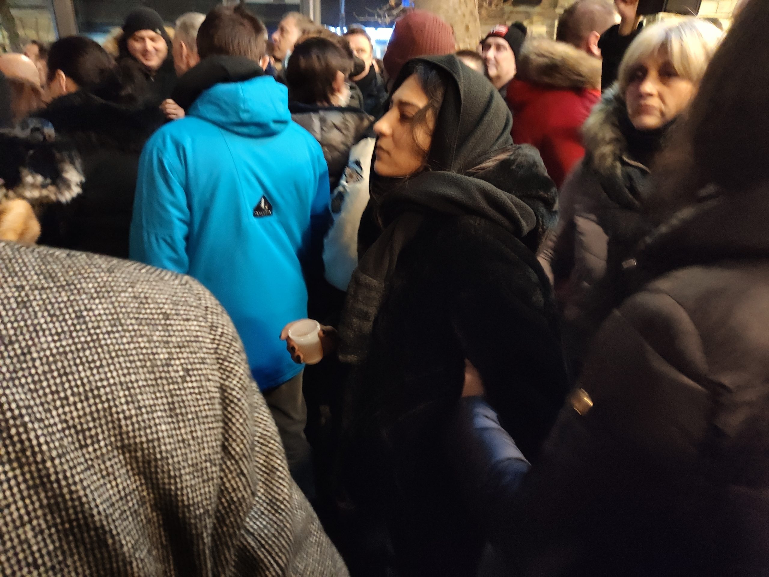 Beograd, 11.12.2020. Dorćol, Džej Ramadanovski, Ugao Jevrejske i Dušanove, skup u Džejevu čast, video bim, Džejeva ćerka Marija