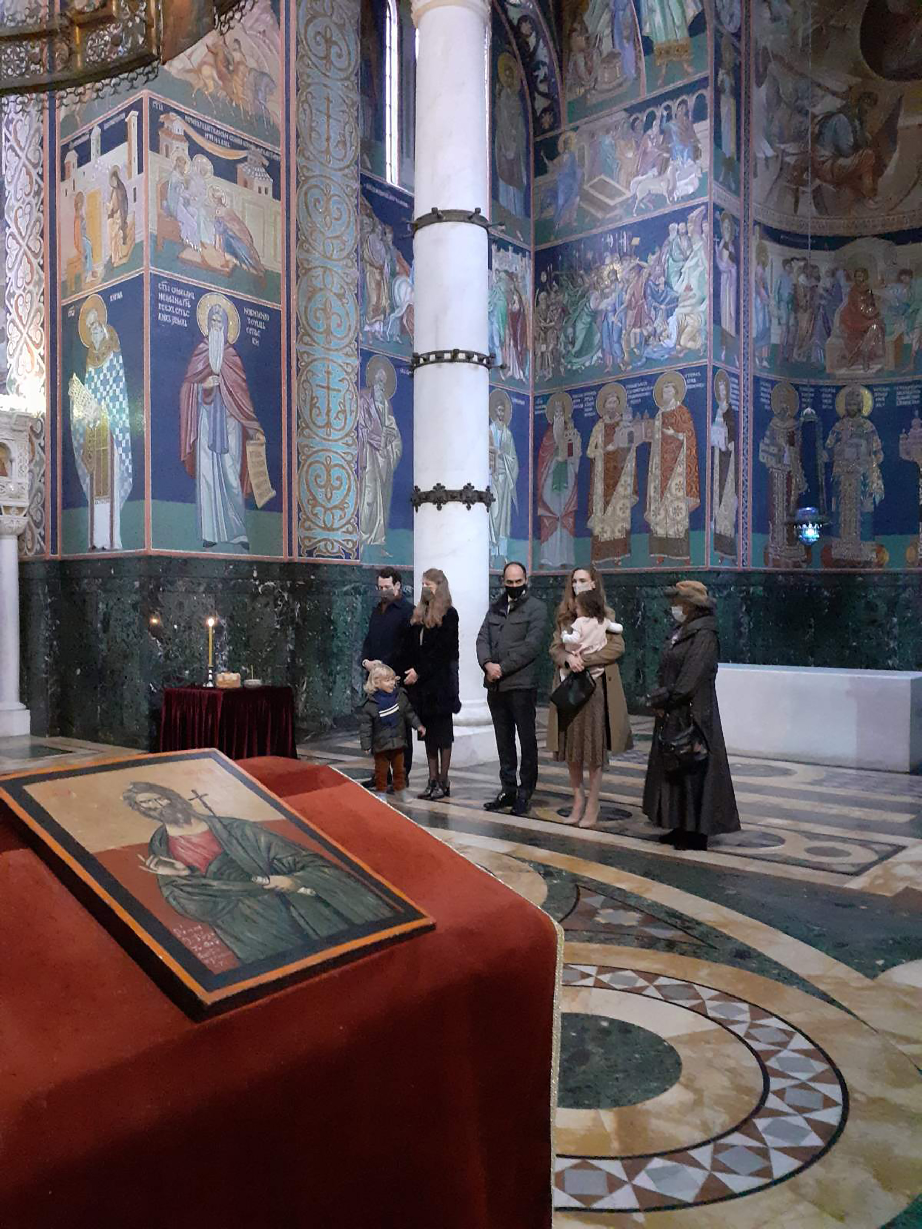 Princ Filip sa porodicom proslavio Krsnu Slavu na Oplencu