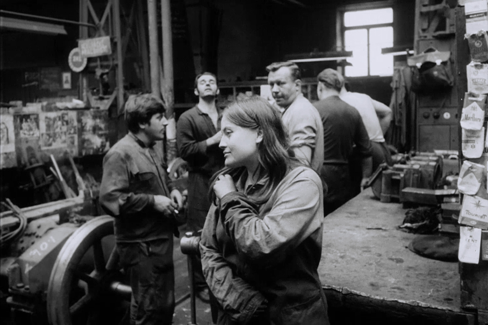 film „Pan Hrstka“, kratko dokumentarno ostvarenje iz 1969. godine i jednu od prvih režija proslavljenog srpskog reditelja Gorana Paskaljevića.