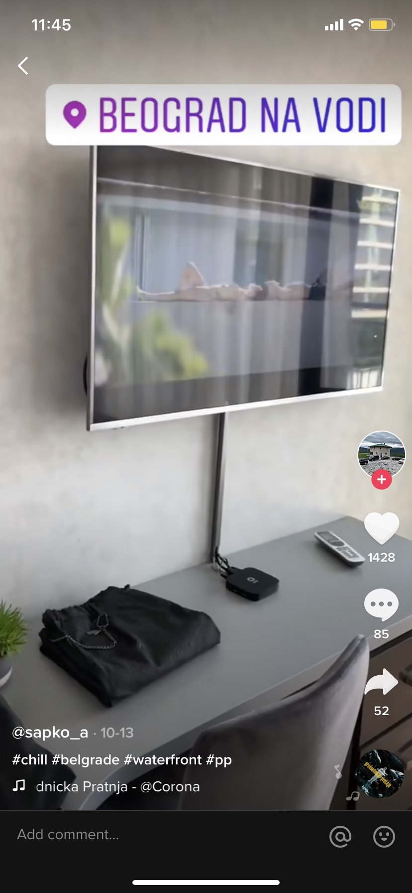 Sapko Aljovic bahacenje ispred skupstine srbije