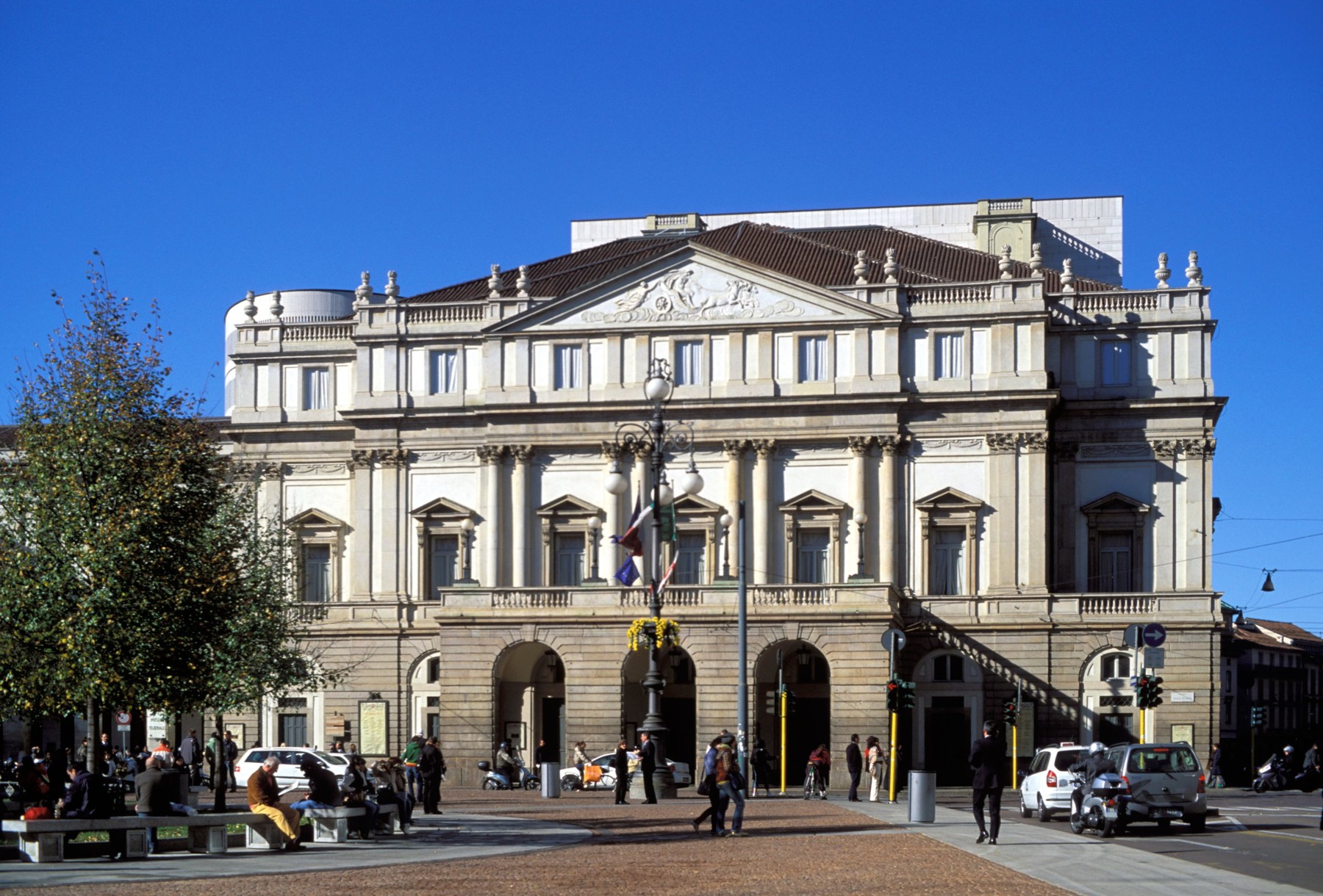 Milanska skala, , Image: 34375674, License: Royalty-free, Restrictions: , Model Release: no, Credit line: VLO-IMAGES / Alamy / Profimedia