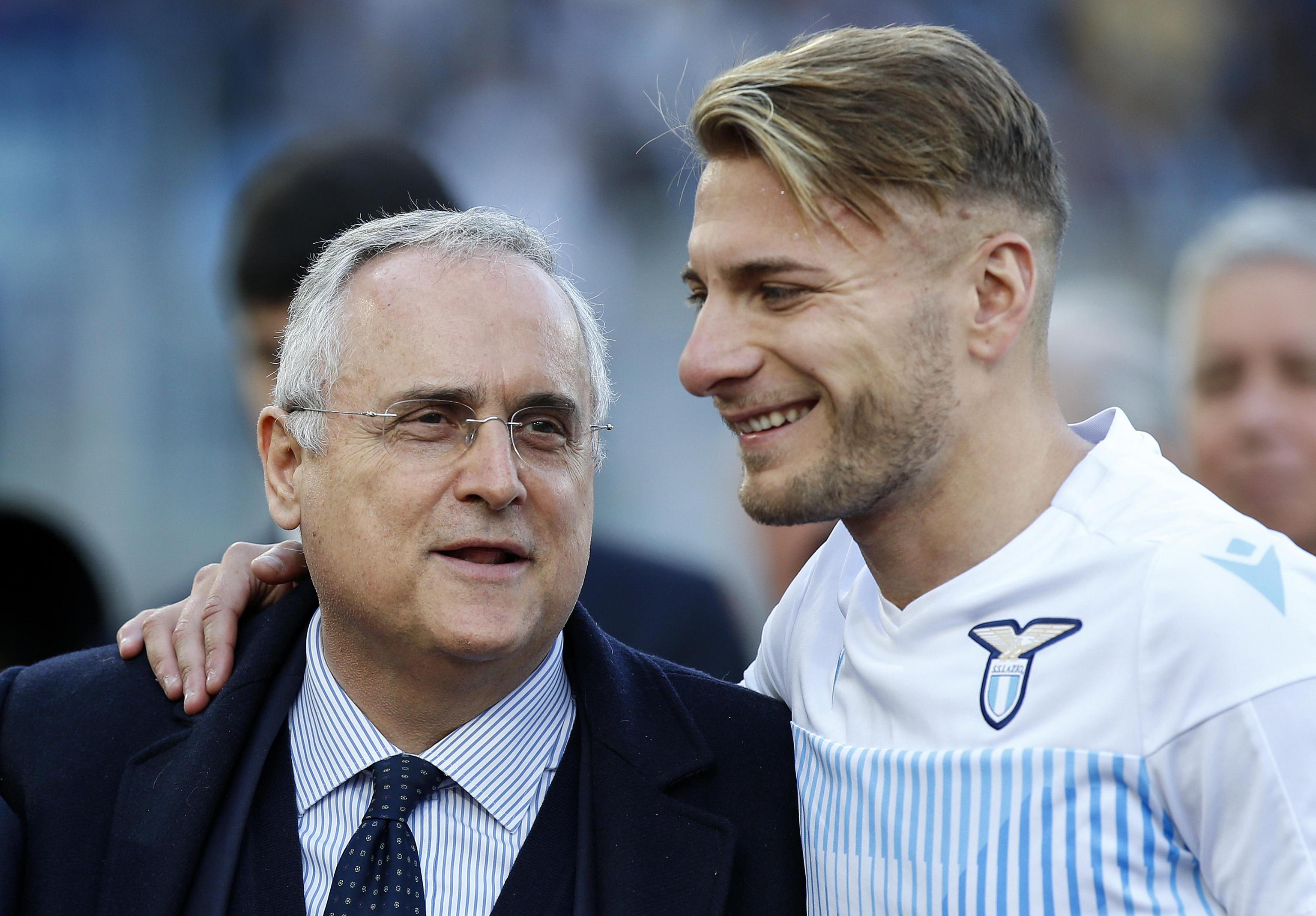 epa07986191 Lazio's president Claudio Lotito (L) with Lazio's player Ciro Immobile (R) during the Serie A soccer match between SS Lazio and US Lecce at the Olimpico stadium in Rome, Italy, 10 November 2019.  EPA-EFE/RICCARDO ANTIMIANI