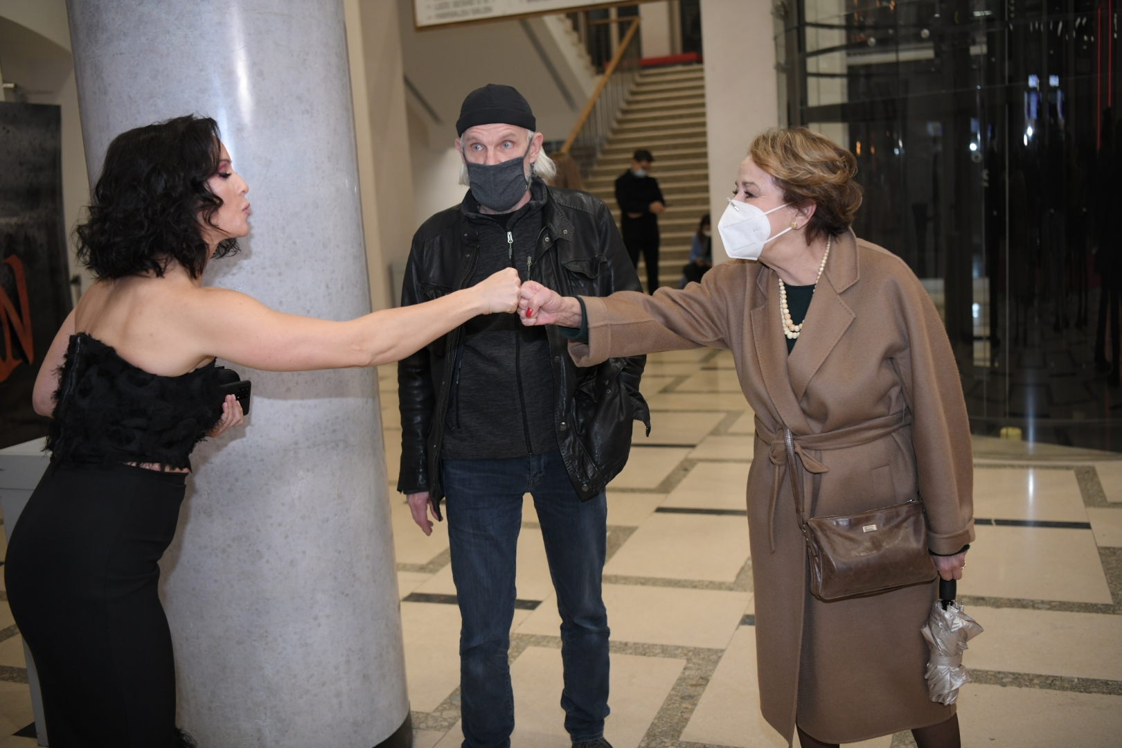 Beograd 12.11.2020. Ana Franić, Dragan Petrović Pele, Svetlana Bojković, Ceca Bojković. Premijera, film Ime naroda Foto: Dragan Mujan/Nova.rs