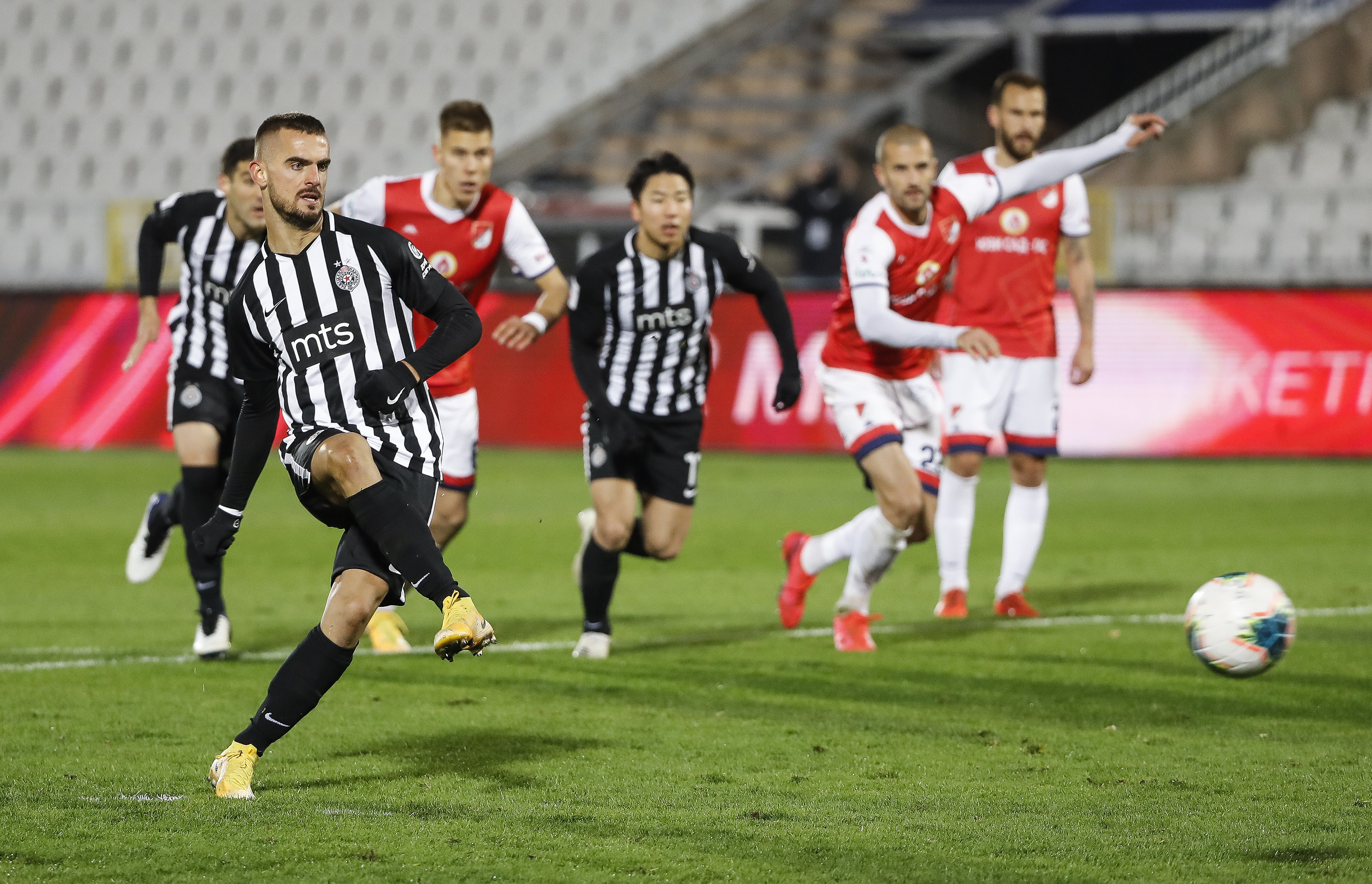 Fudbal Super League Season 2020-2021
Partizan v Proleter 
Beograd, 21.11.2020.
foto: Srdjan Stevanovic/Starsportphoto ©